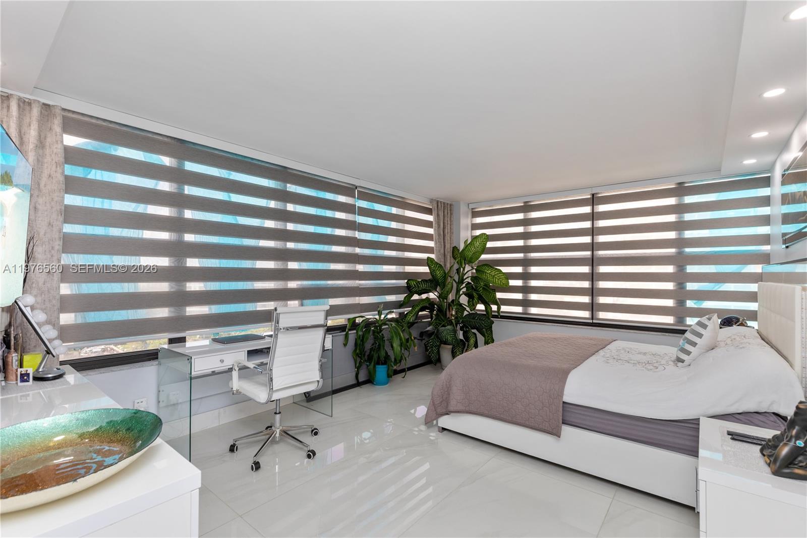 Photo of 2500 Parkview Dr  #1121, Hallandale Beach, Florida, 33009 - 