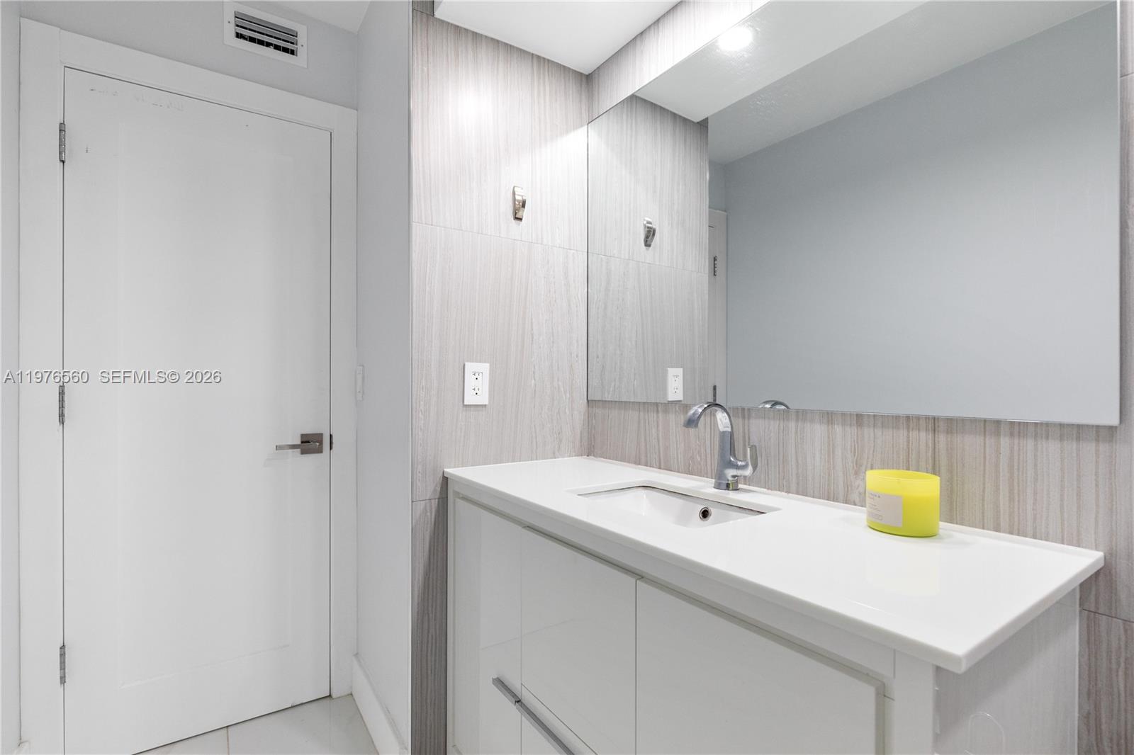 Photo of 2500 Parkview Dr  #1121, Hallandale Beach, Florida, 33009 - 