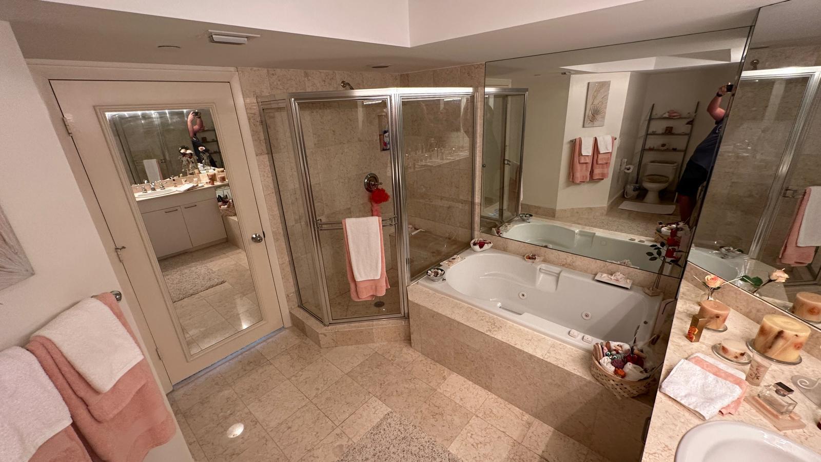 Photo of 21055 Yacht Club  #1804, Aventura, Florida, 33180 - Master Bathroom