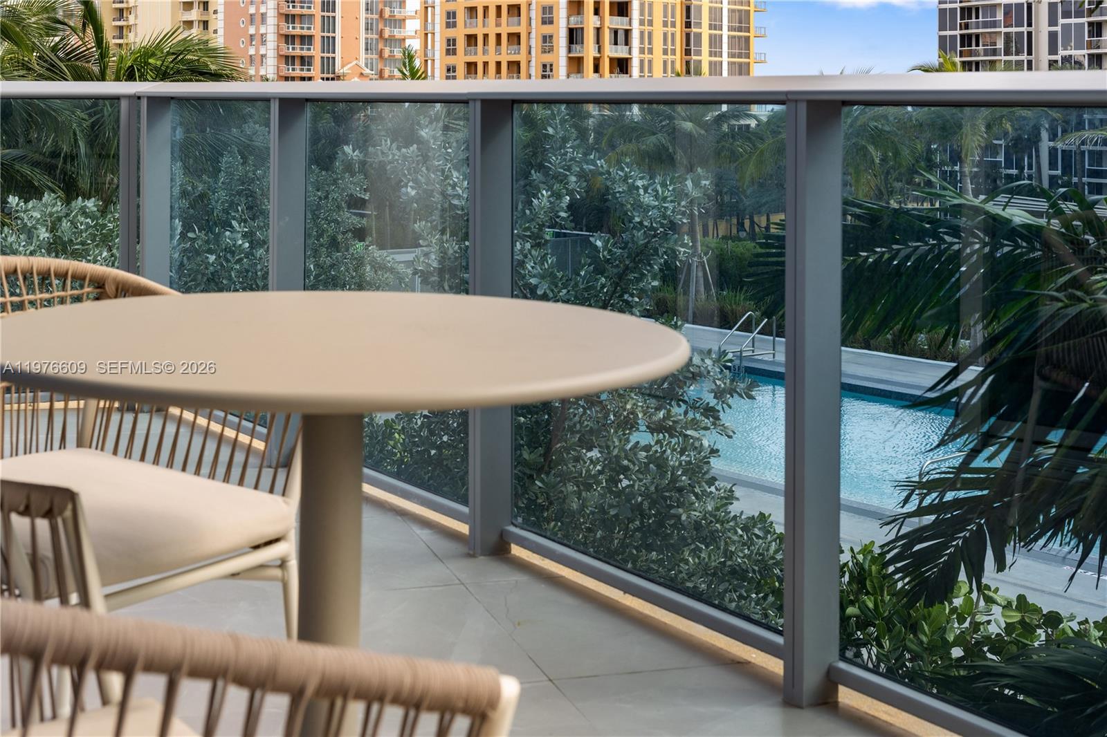 502 2 / 3 1384 sq. ft. $ 2026-03-04 0 foto