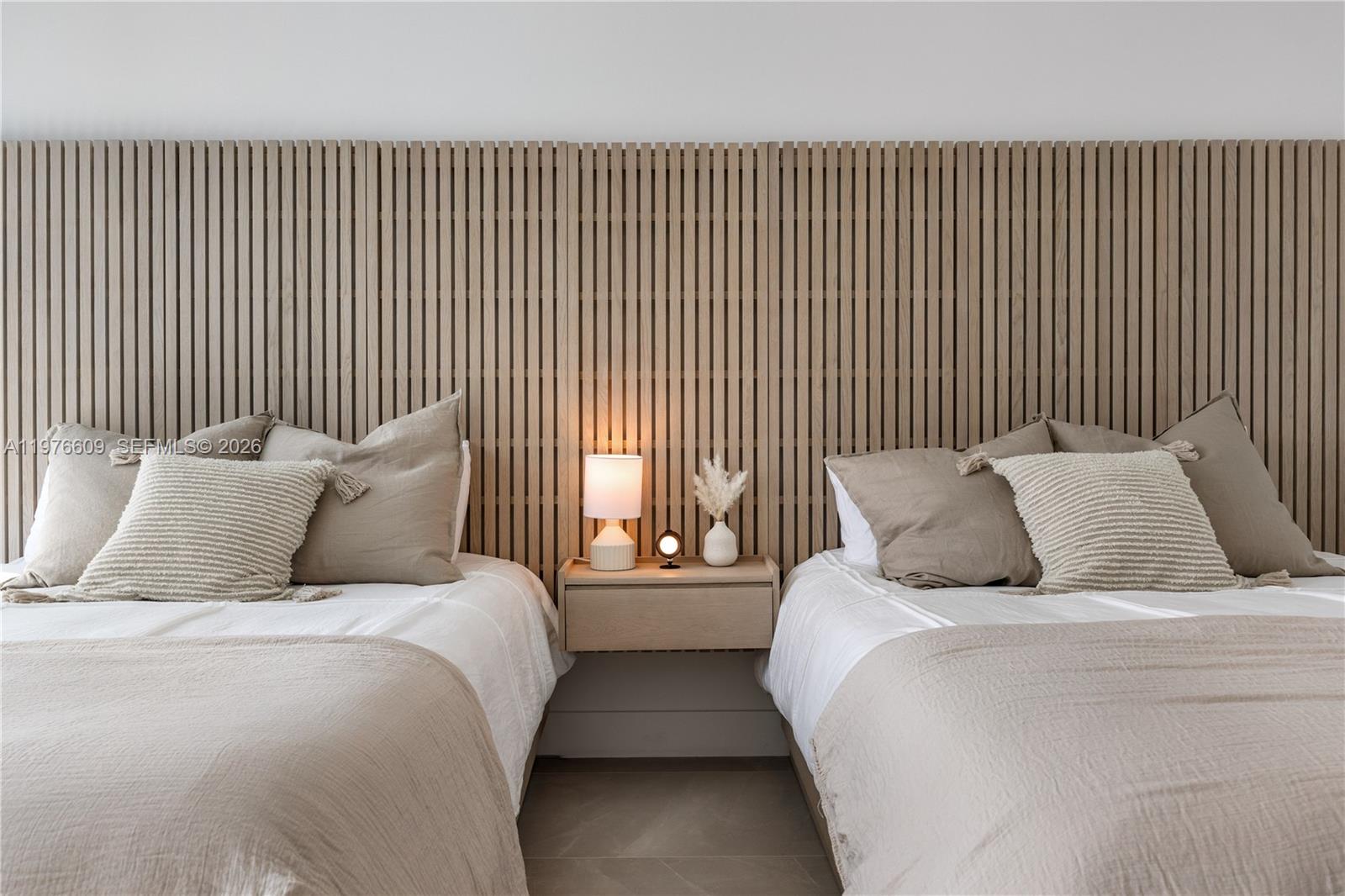 502 2 / 3 1384 sq. ft. $ 2026-03-04 0 foto