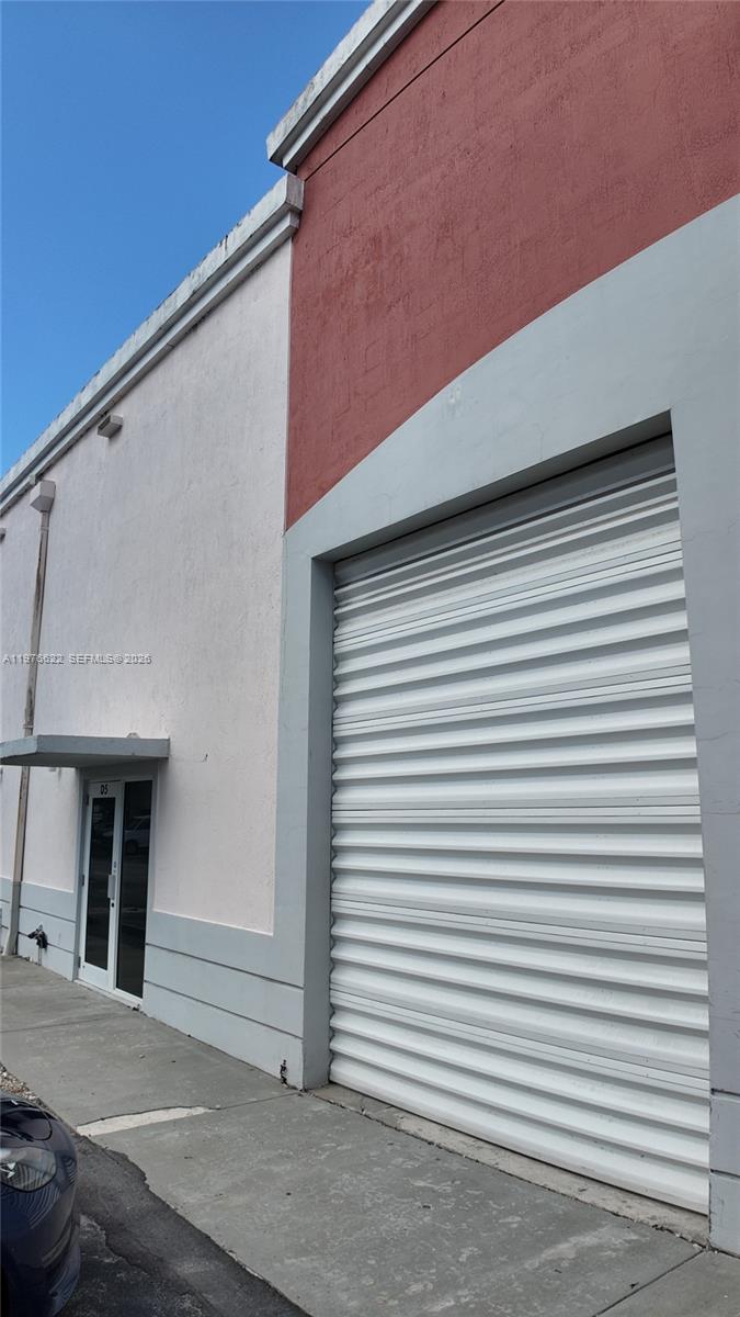 5  /   sq. ft. $ 2026-03-04 0 foto