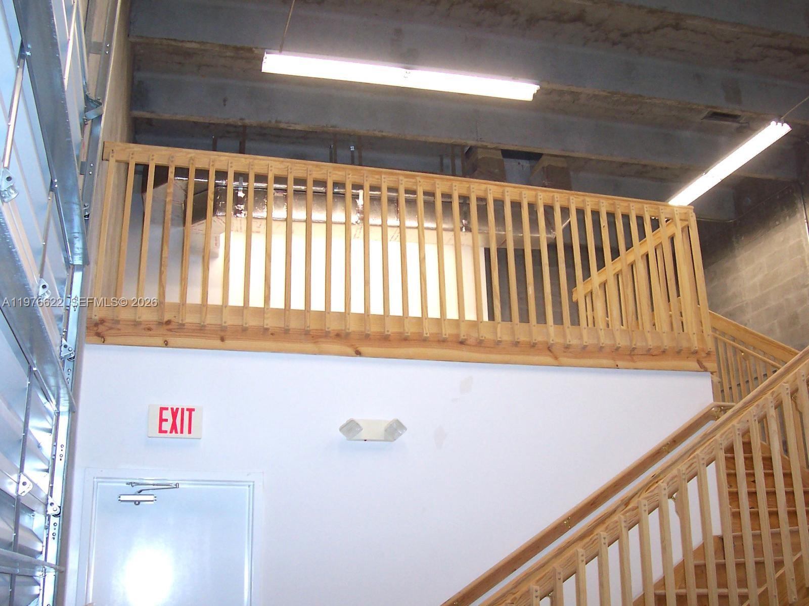 5  /   sq. ft. $ 2026-03-04 0 foto