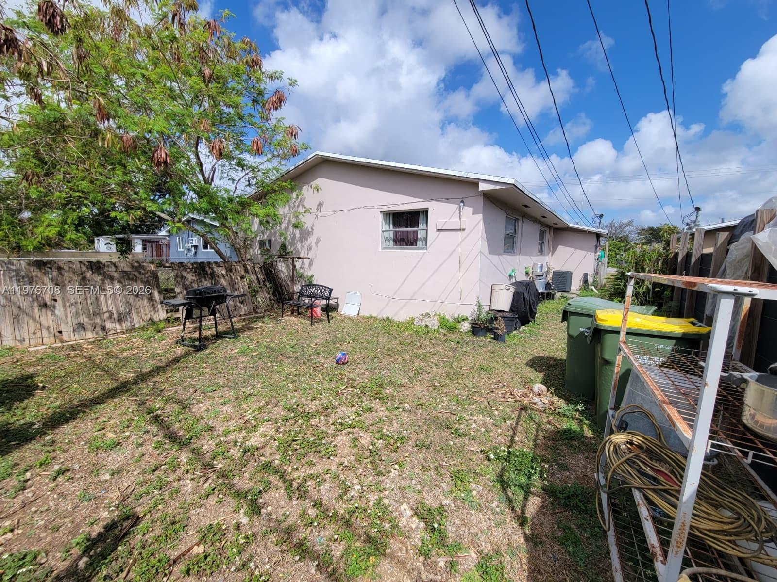   /  1740 кв.футов $ 2026-03-04 0 Фото