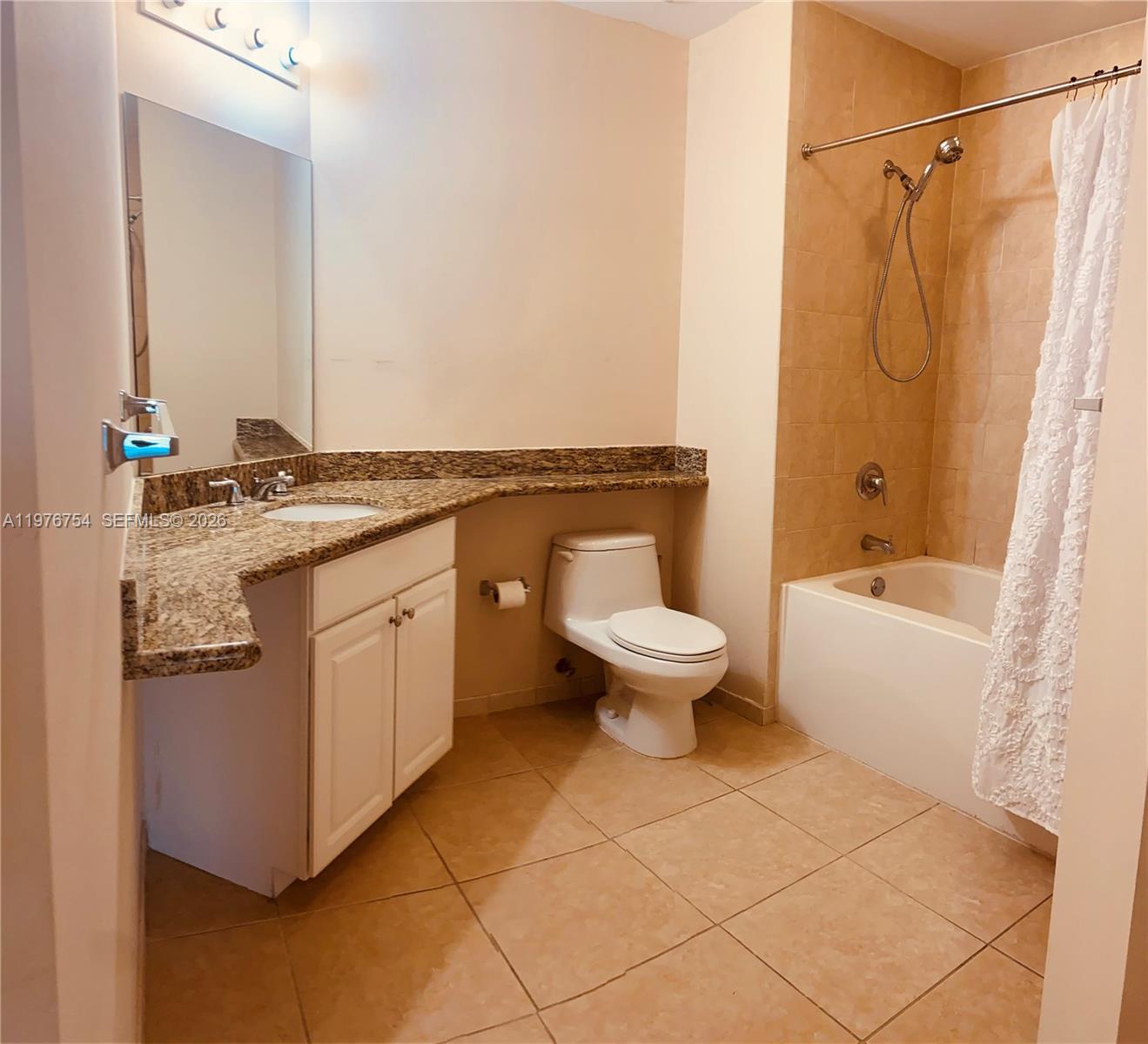 Photo of 3001 185th St  #534, Aventura, Florida, 33180 - 