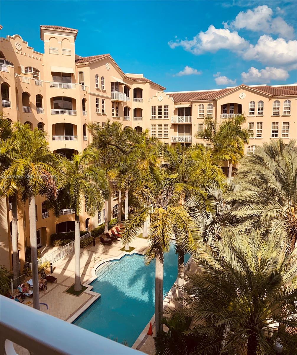 Photo of 3001 185th St  #534, Aventura, Florida, 33180 - 