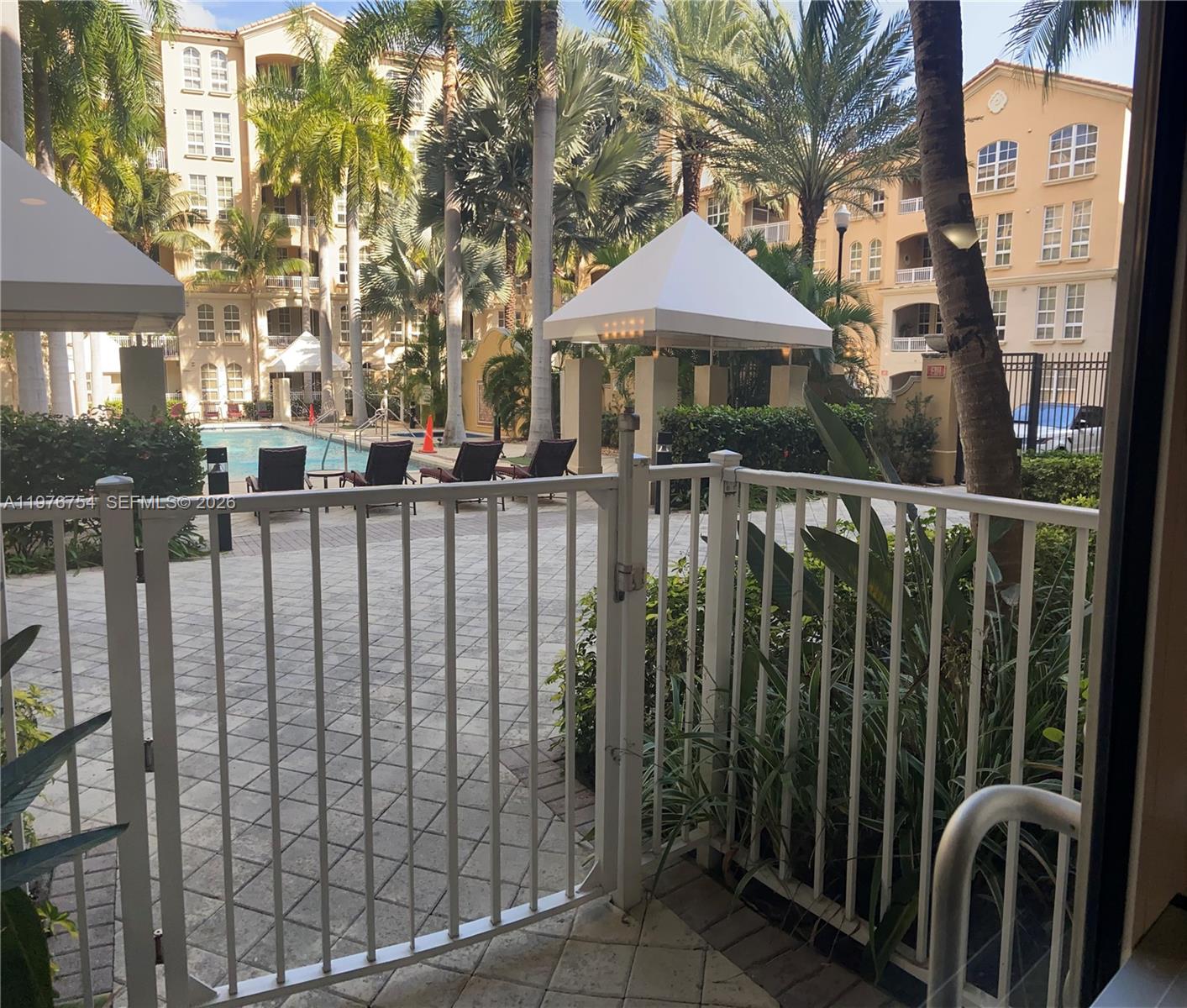 Photo of 3001 185th St  #534, Aventura, Florida, 33180 - 