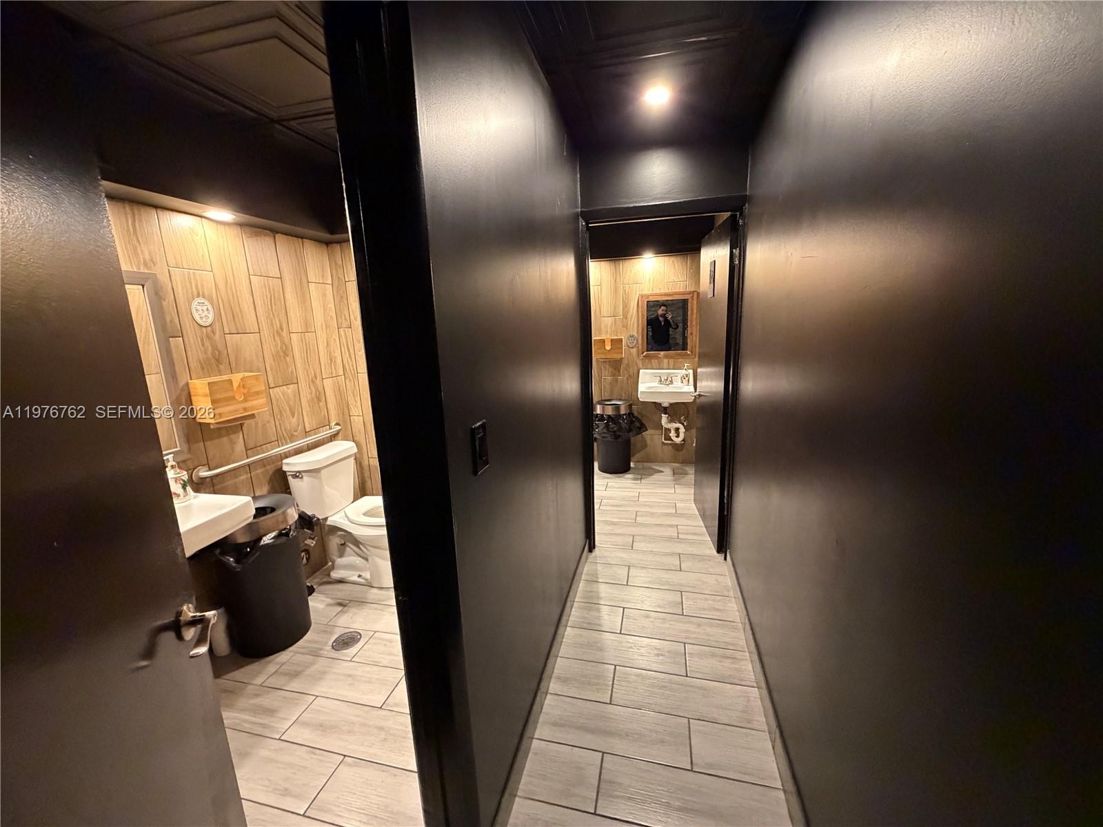   /   кв.футов $ 2026-03-04 0 Фото