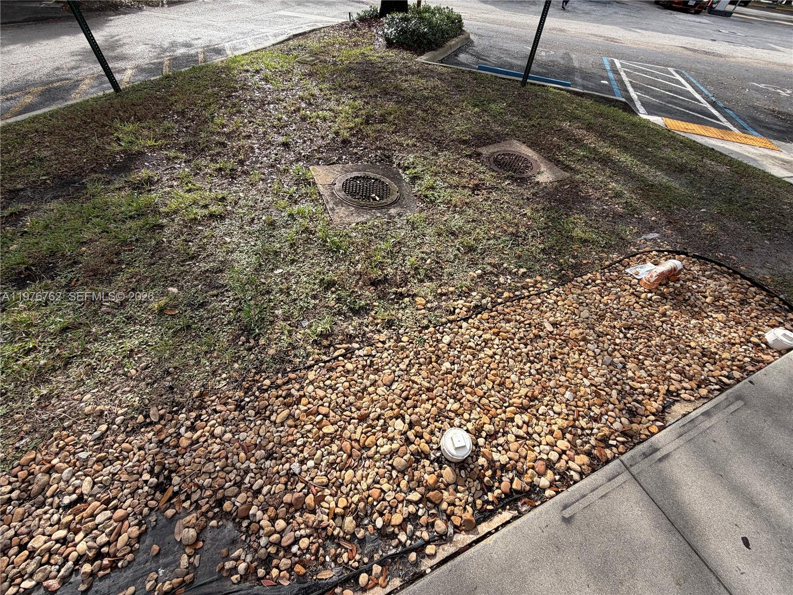   /   кв.футов $ 2026-03-04 0 Фото