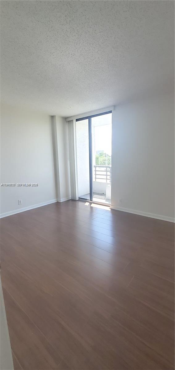 Photo of 3300 191st St  #501, Aventura, Florida, 33180 - 