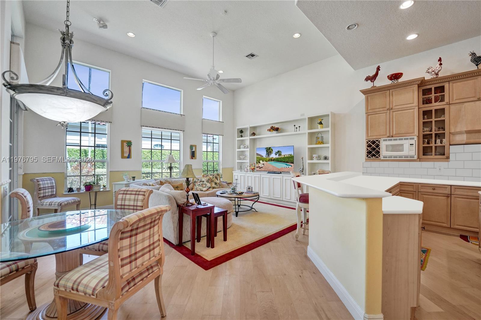 Photo of 901 Manatee Way  (901), Hollywood, Florida, 33019 - 