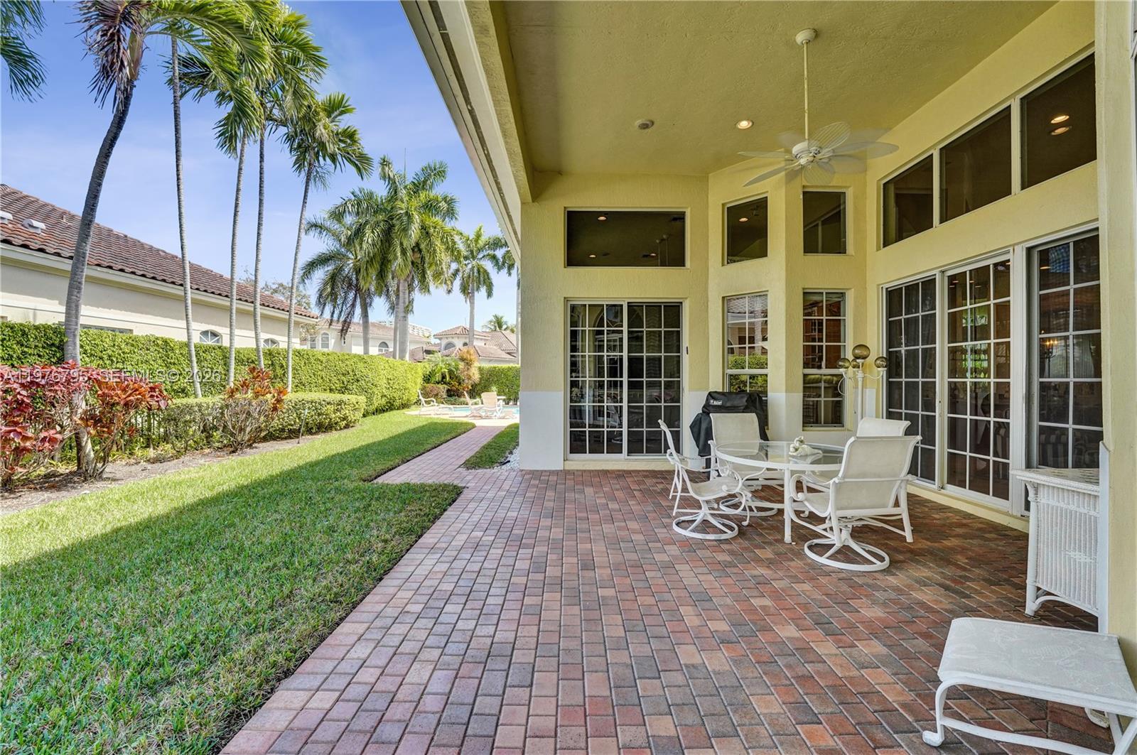 Photo of 901 Manatee Way  (901), Hollywood, Florida, 33019 - 