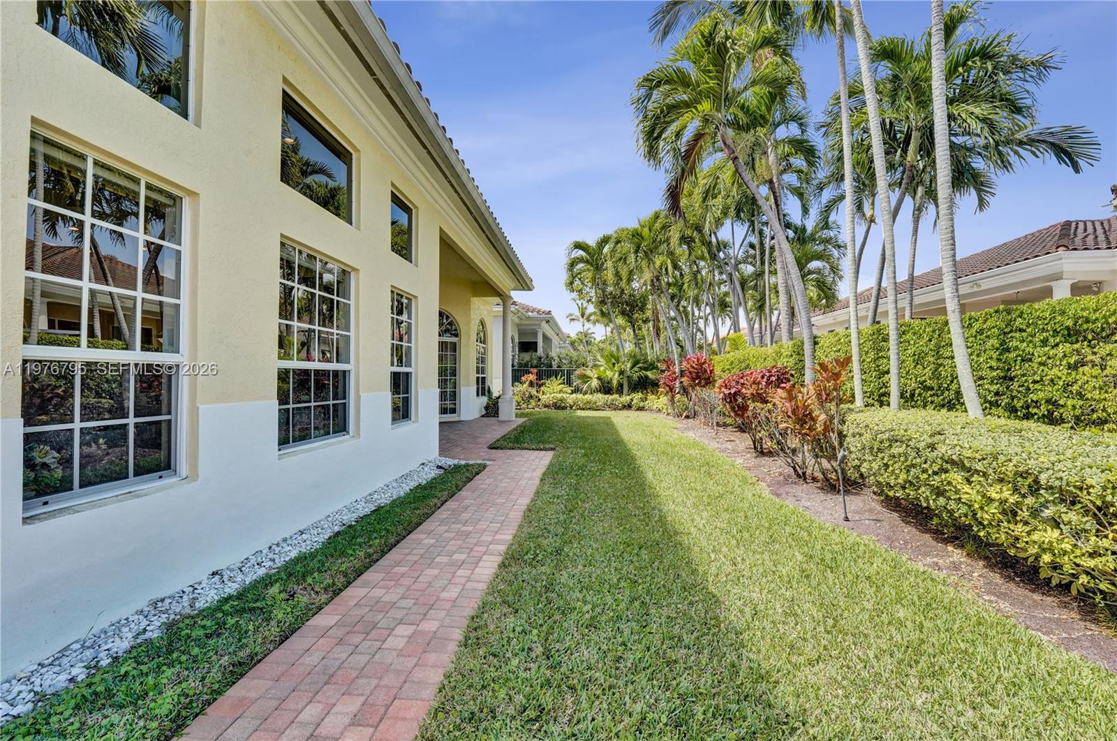 Photo of 901 Manatee Way  (901), Hollywood, Florida, 33019 - 