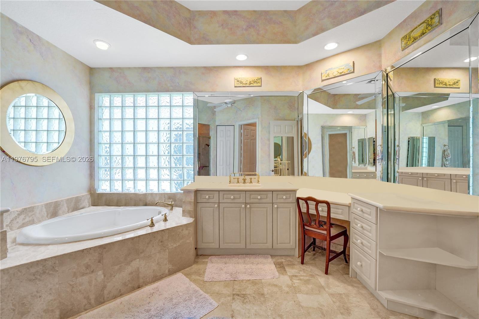 Photo of 901 Manatee Way  (901), Hollywood, Florida, 33019 - 