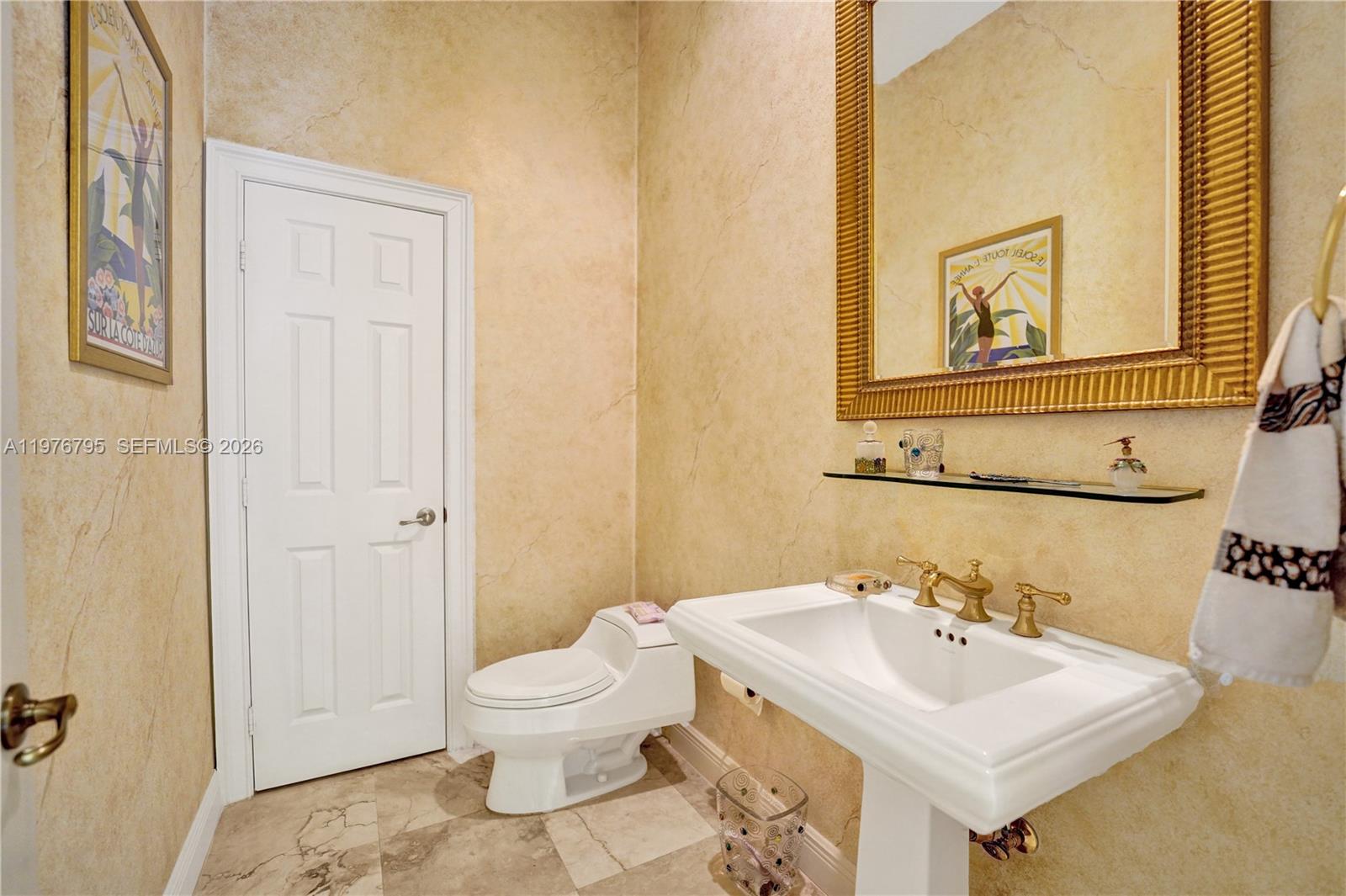 Photo of 901 Manatee Way  (901), Hollywood, Florida, 33019 - 