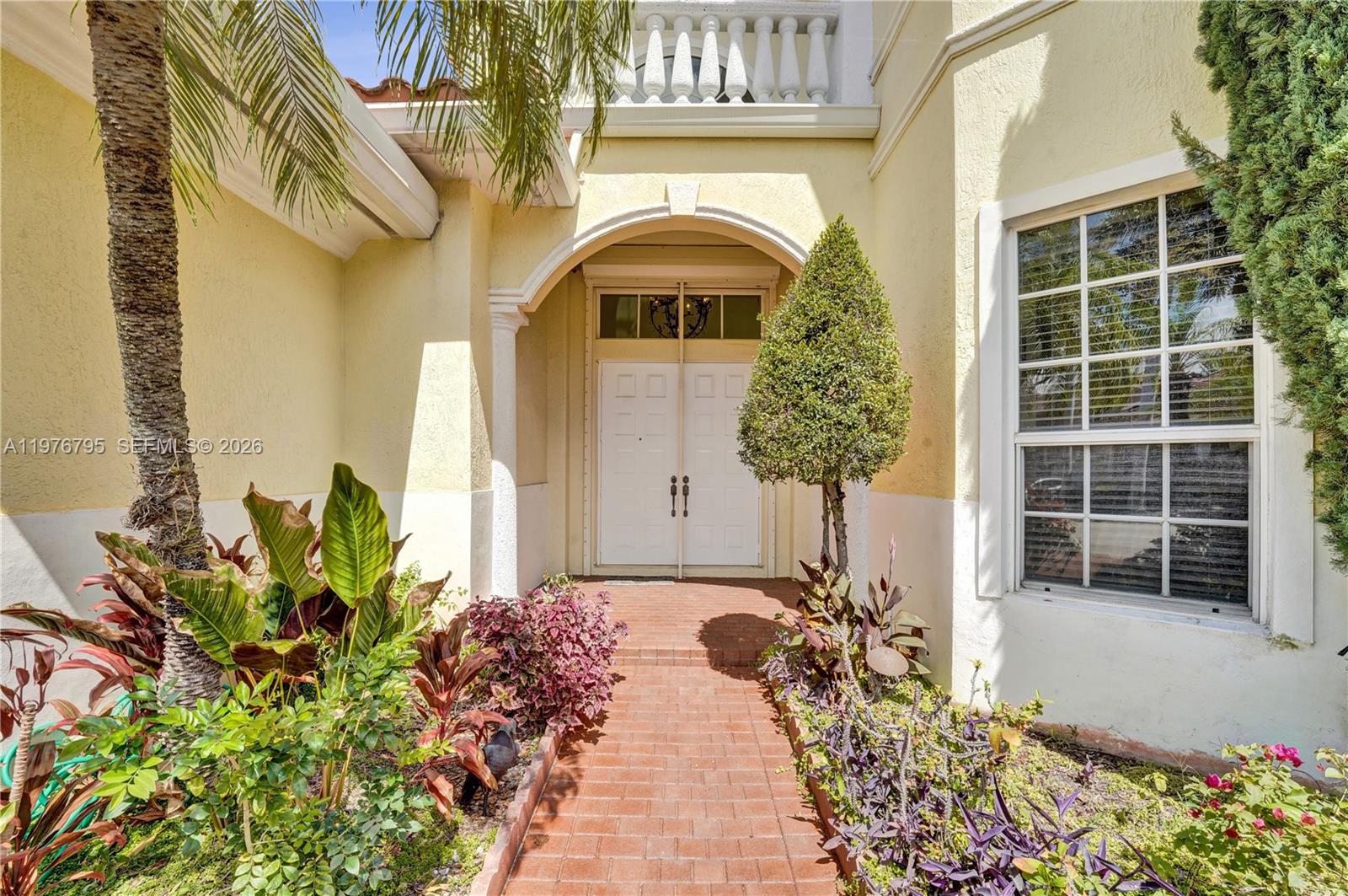 Photo of 901 Manatee Way  (901), Hollywood, Florida, 33019 - 