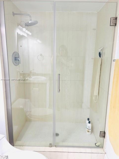 Photo of 3675 Country Club Dr  #708, Aventura, Florida, 33180 - 