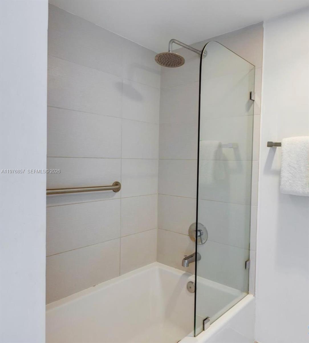 Photo of 2602 Hallandale Beach Blvd  #R3009, Hallandale Beach, Florida, 33009 - 