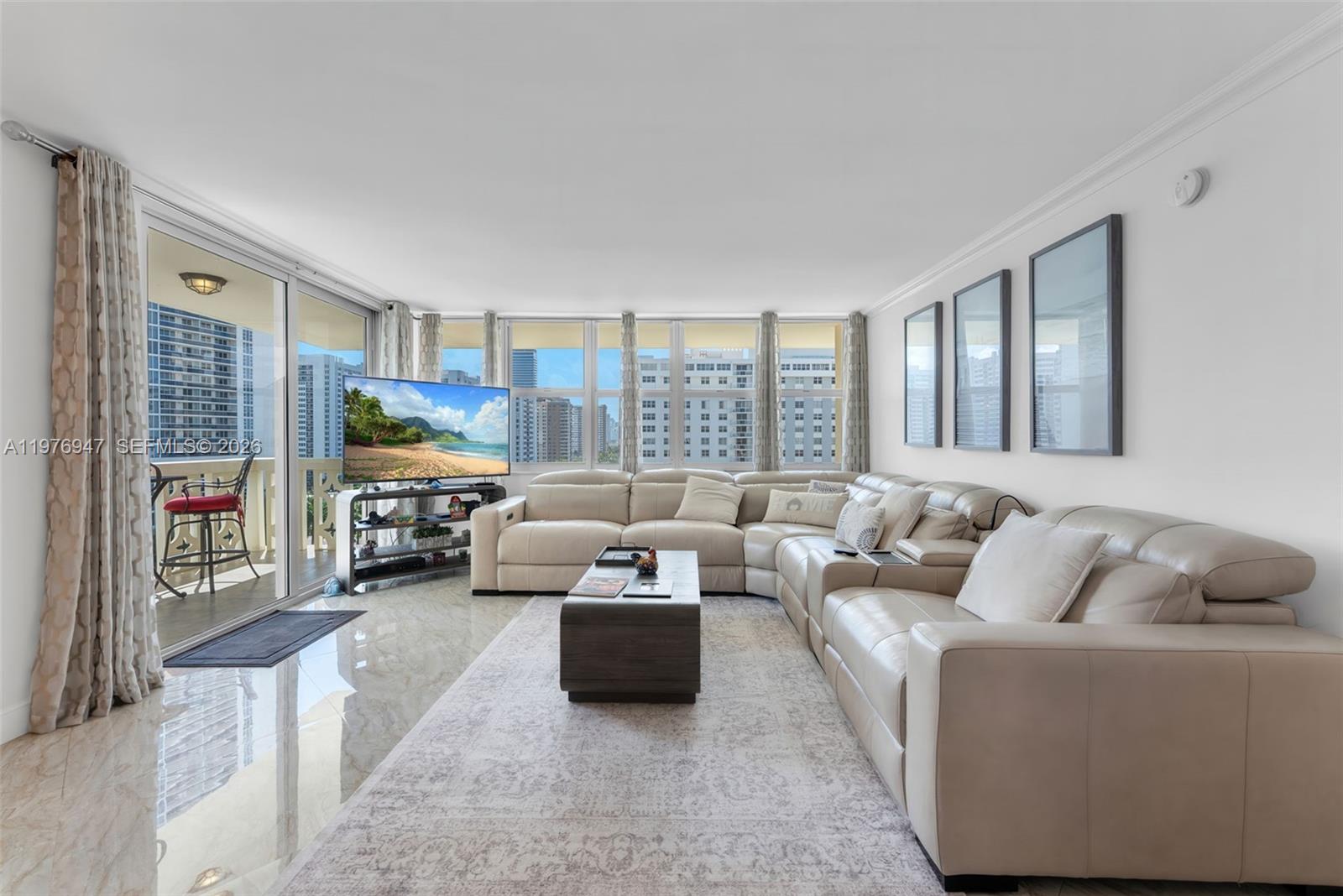 Photo of 1825 Ocean Dr  #1014, Hallandale Beach, Florida, 33009 - 