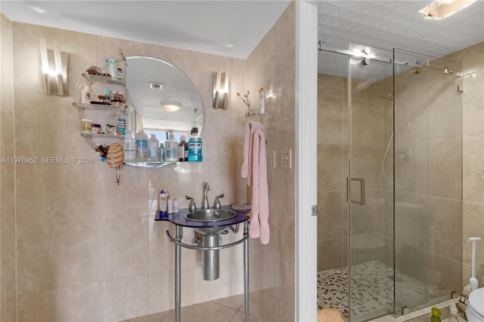 1006 2 / 2 1008 sq. ft. $ 2026-03-05 0 Photo