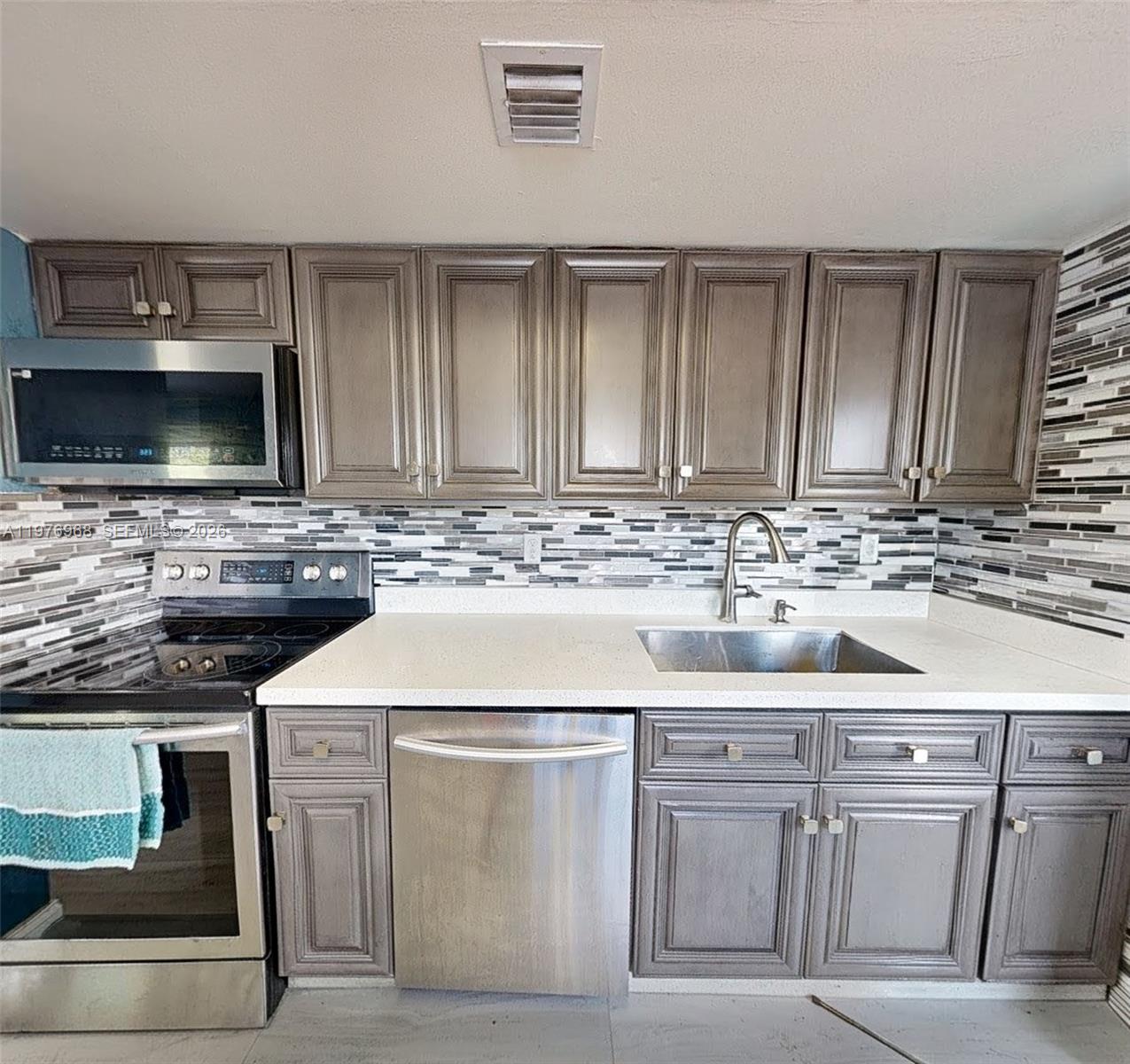 Подробнее / 1805 кв.футов $ 2026-03-05 0 Фото