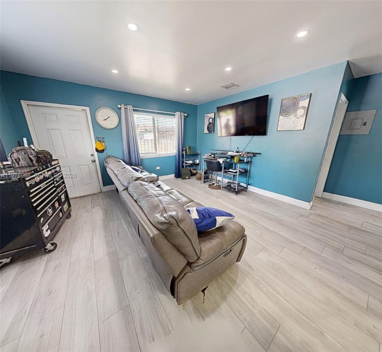 Подробнее / 1805 кв.футов $ 2026-03-05 0 Фото