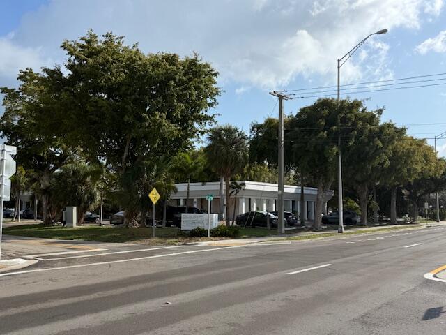 Ver detalles / 5 sq. ft. $ 2026-06-22 0 foto