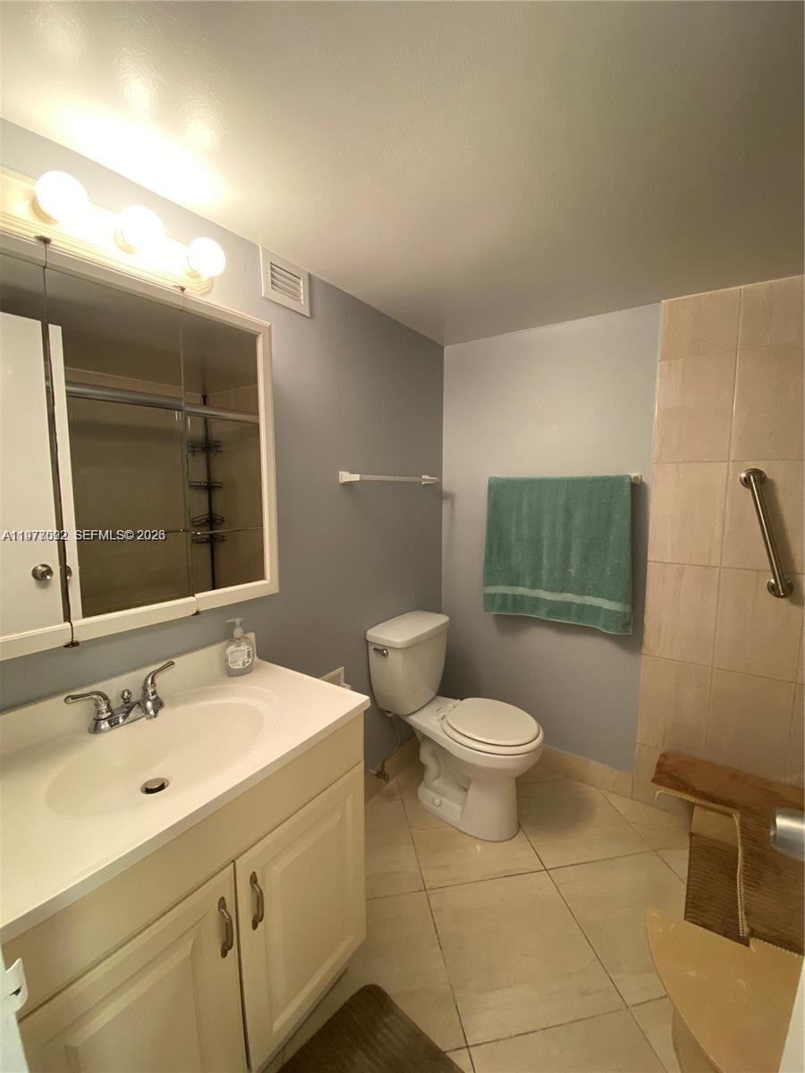 Photo of 2049 Ocean Dr  #503, Hallandale Beach, Florida, 33009 - 
