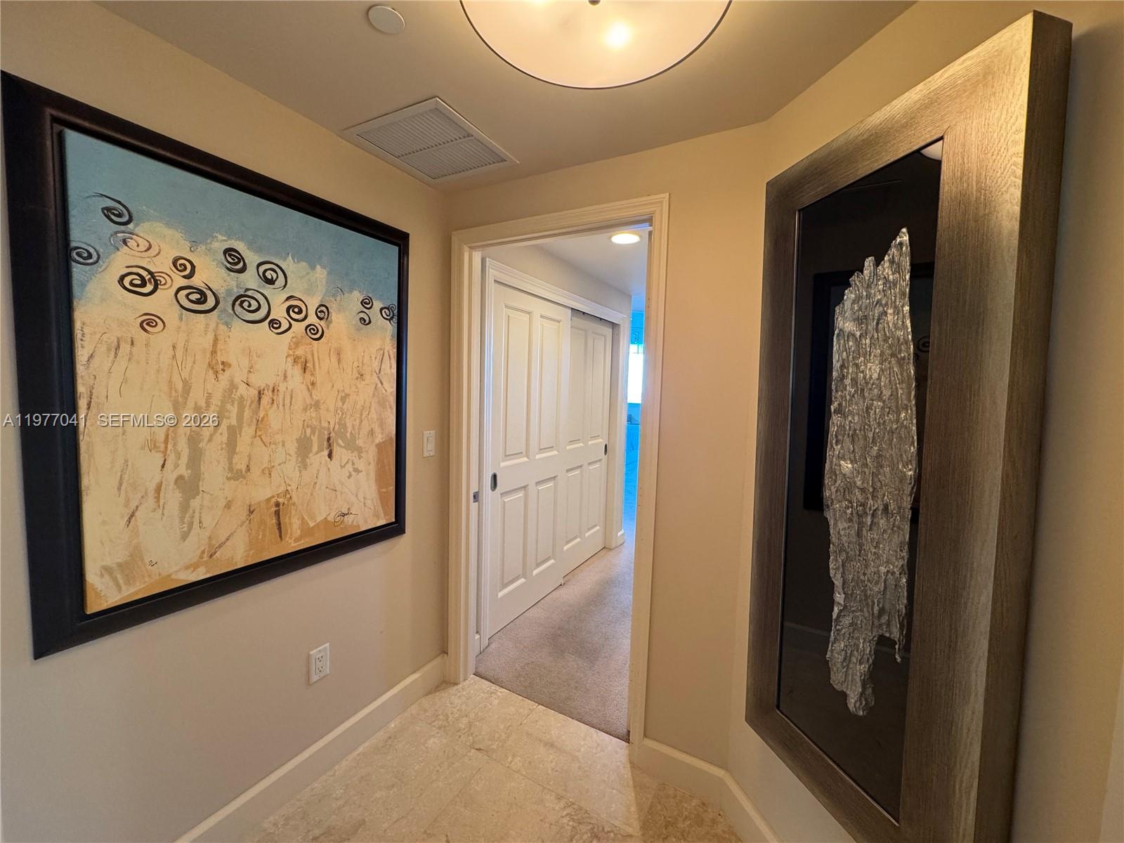 4306 3 / 4 2736 кв.футов $ 2026-03-05 0 Фото