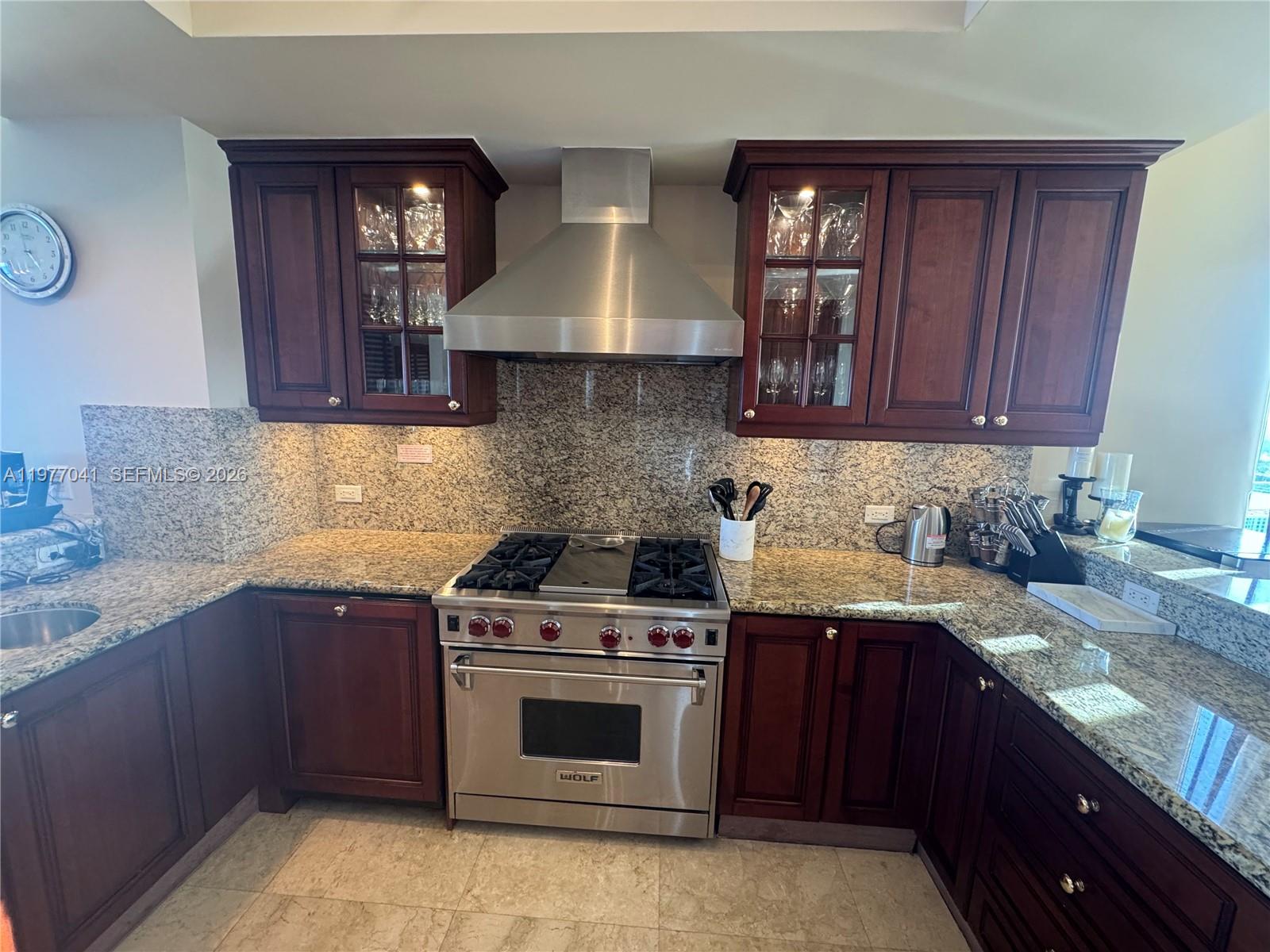 4306 3 / 4 2736 кв.футов $ 2026-03-05 0 Фото