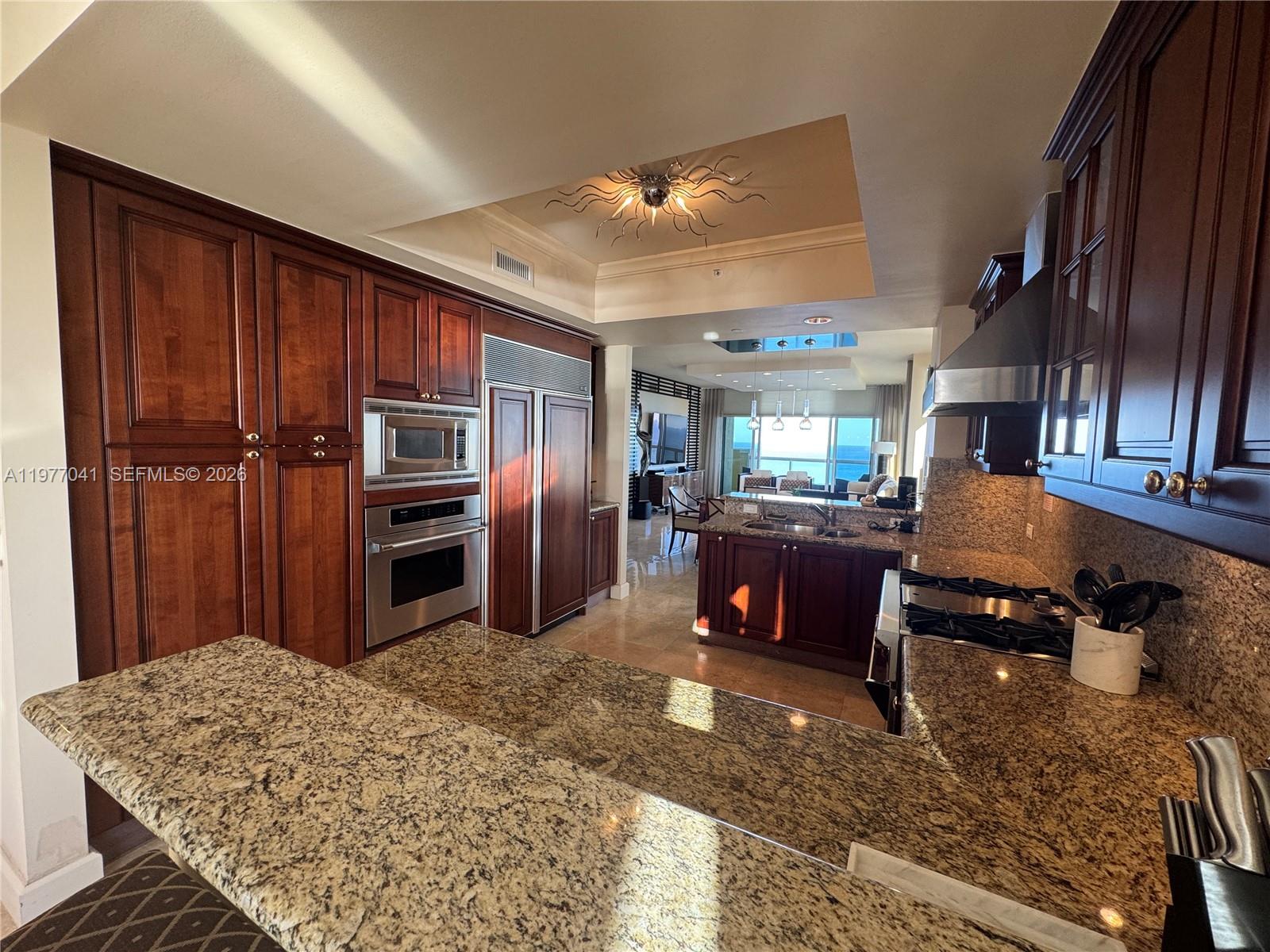 4306 3 / 4 2736 кв.футов $ 2026-03-05 0 Фото