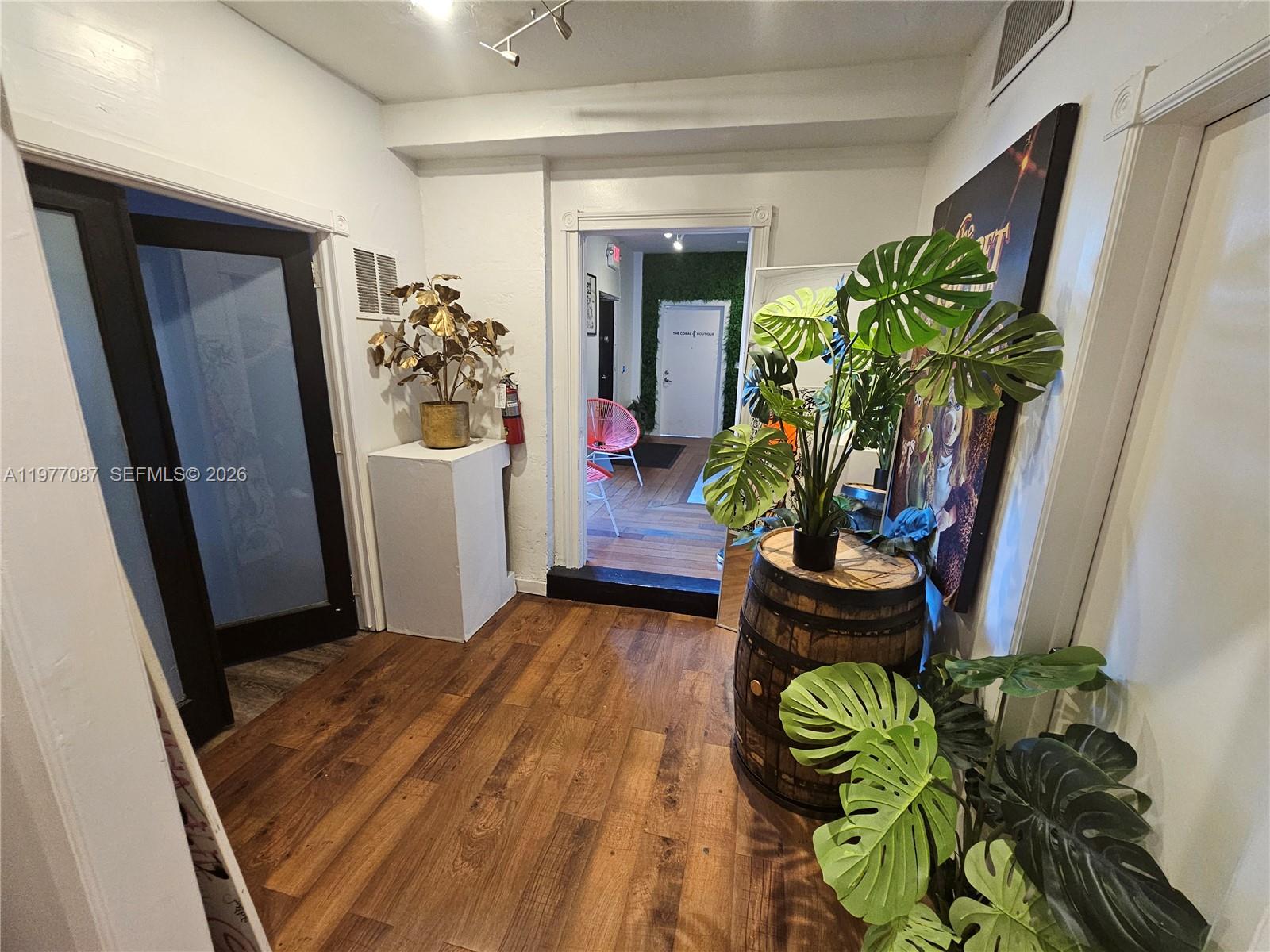 1-3  /   sq. ft. $ 2026-03-05 0 Photo