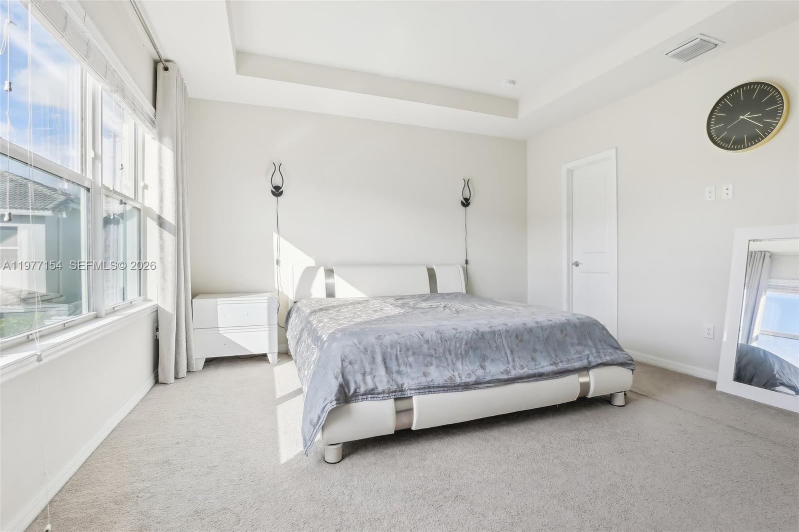 1402 3 / 3 2220 sq. ft. $ 2026-03-05 0 Photo