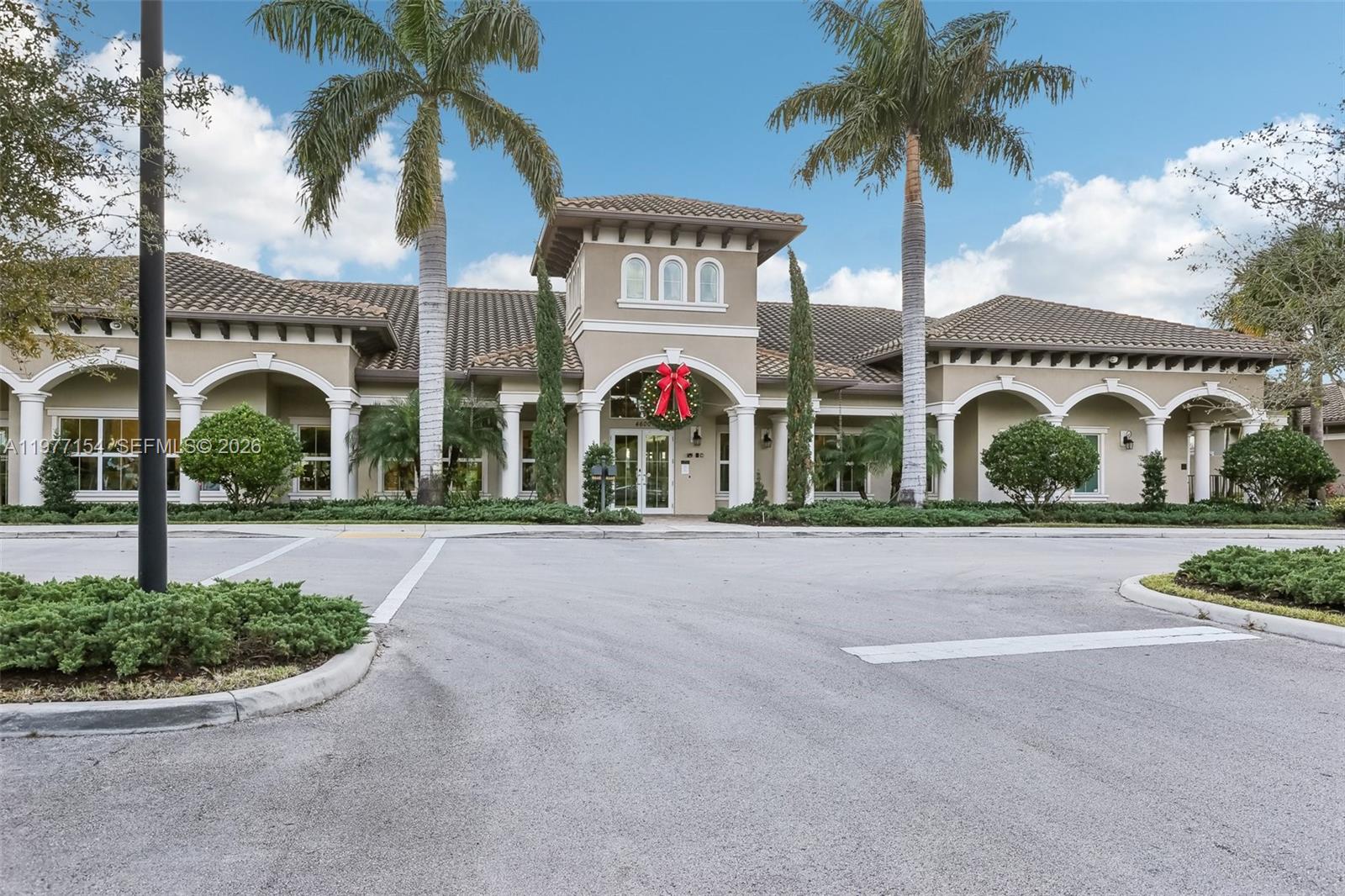 1402 3 / 3 2220 sq. ft. $ 2026-03-05 0 Photo