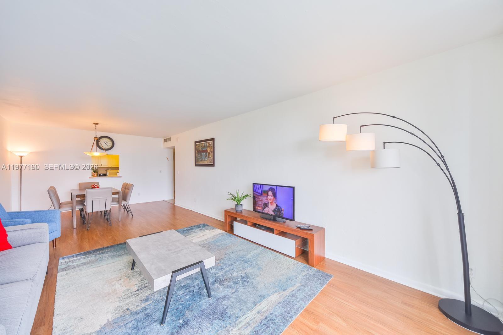 Photo of 19370 Collins Ave  #622, Sunny Isles Beach, Florida, 33160 - 