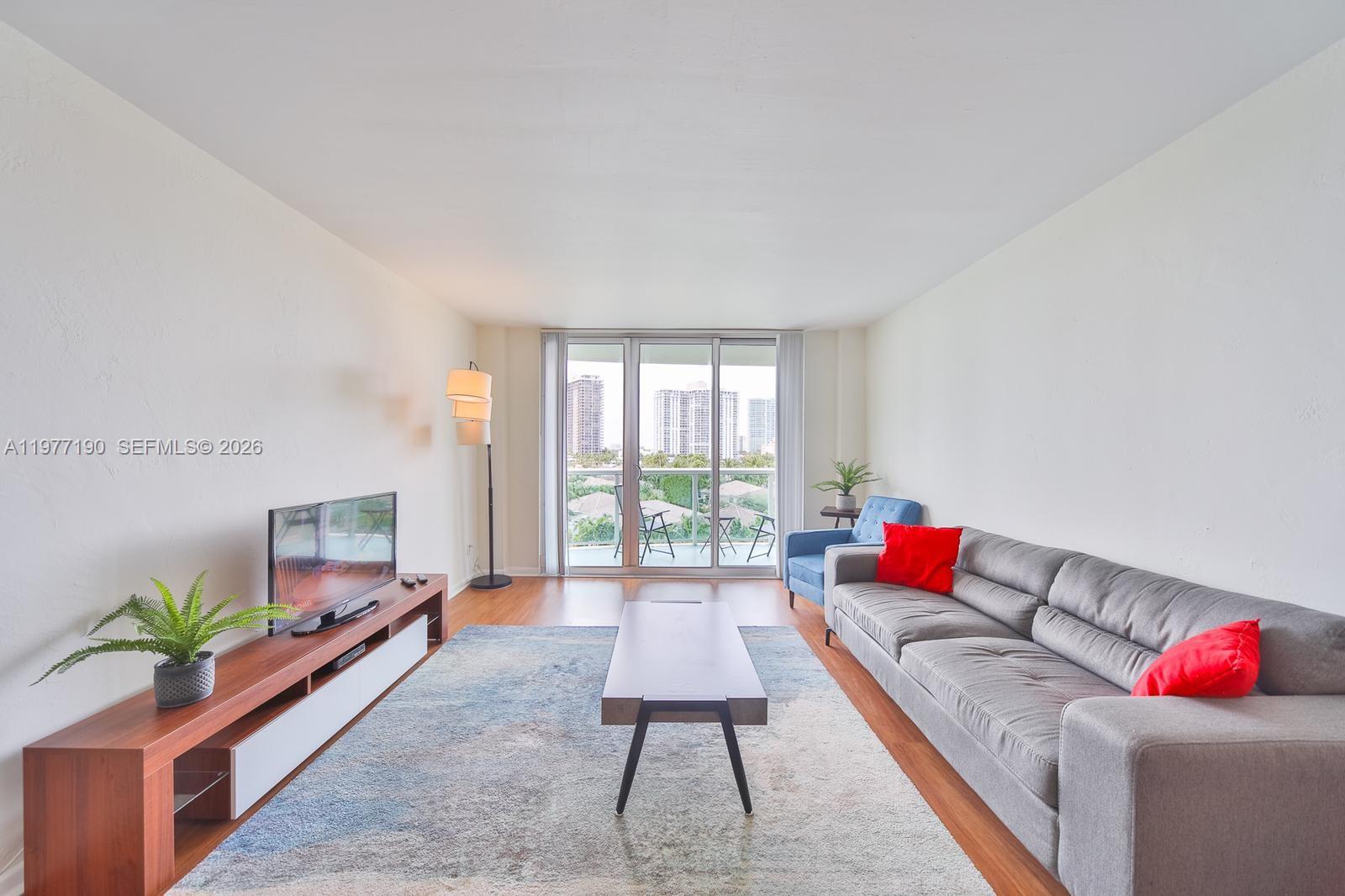 Photo of 19370 Collins Ave  #622, Sunny Isles Beach, Florida, 33160 - 