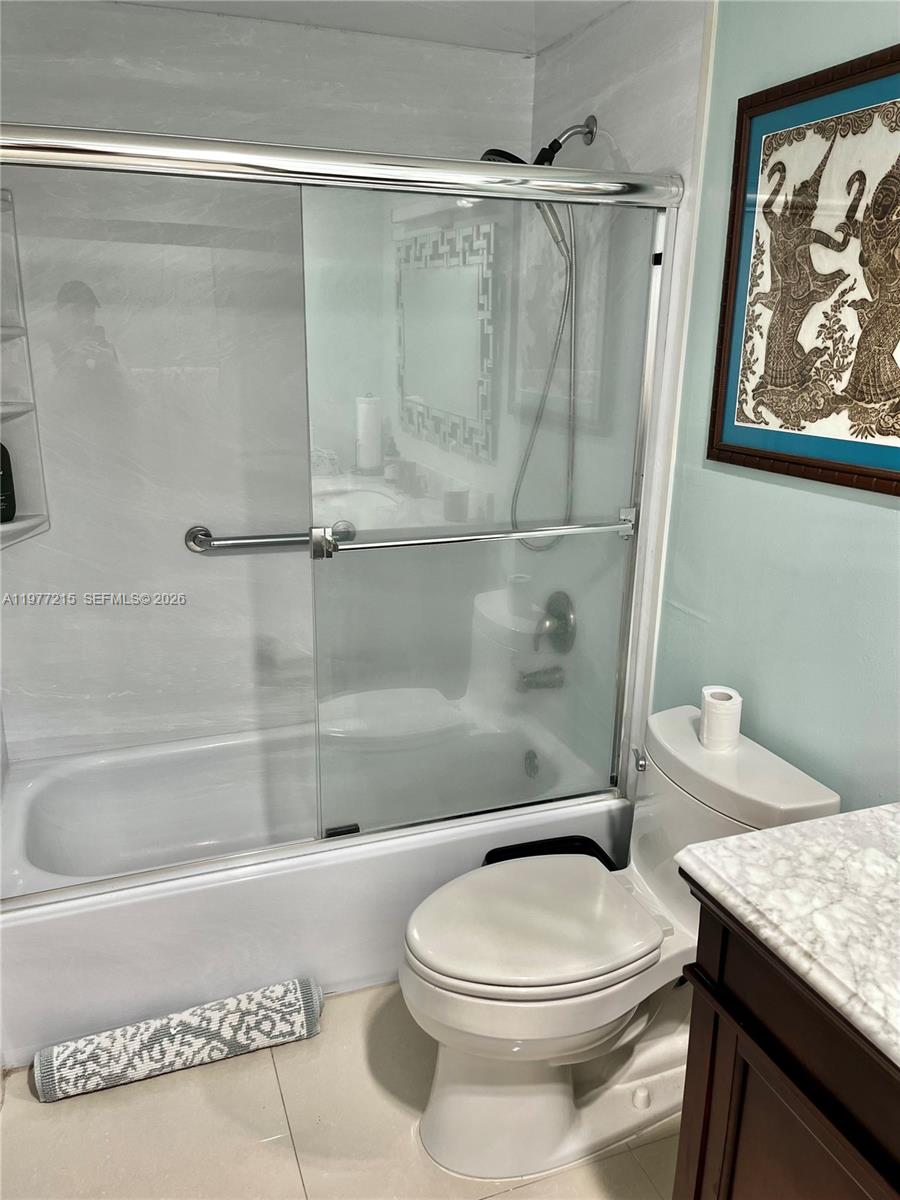 1014 1 / 2 844 sq. ft. $ 2026-03-05 0 foto