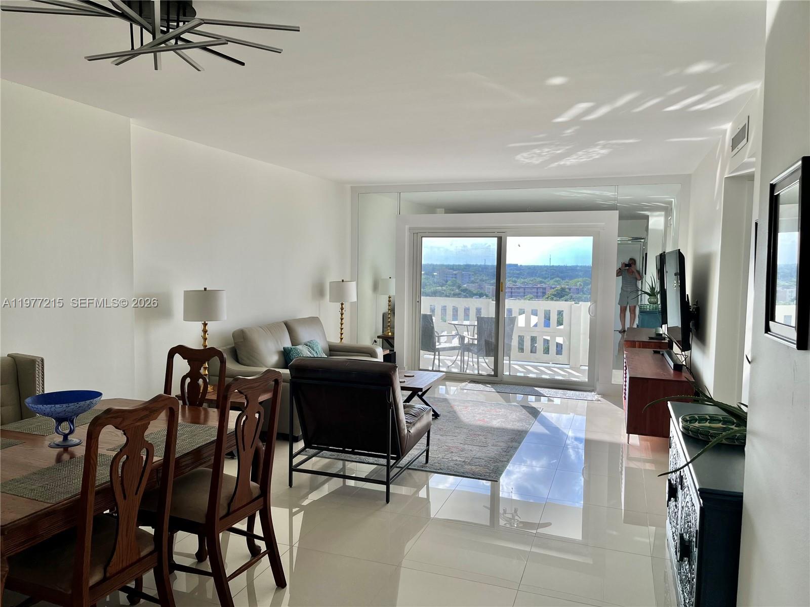 1014 1 / 2 844 sq. ft. $ 2026-03-05 0 foto