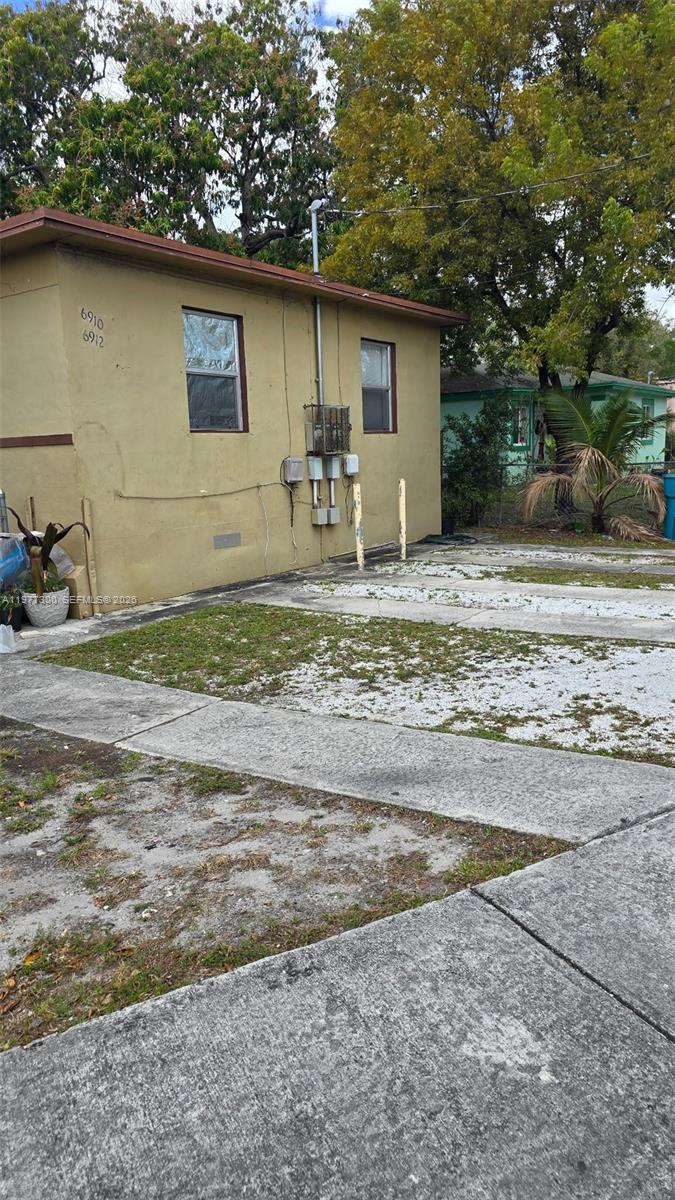   /  1584 кв.футов $ 2026-03-05 0 Фото