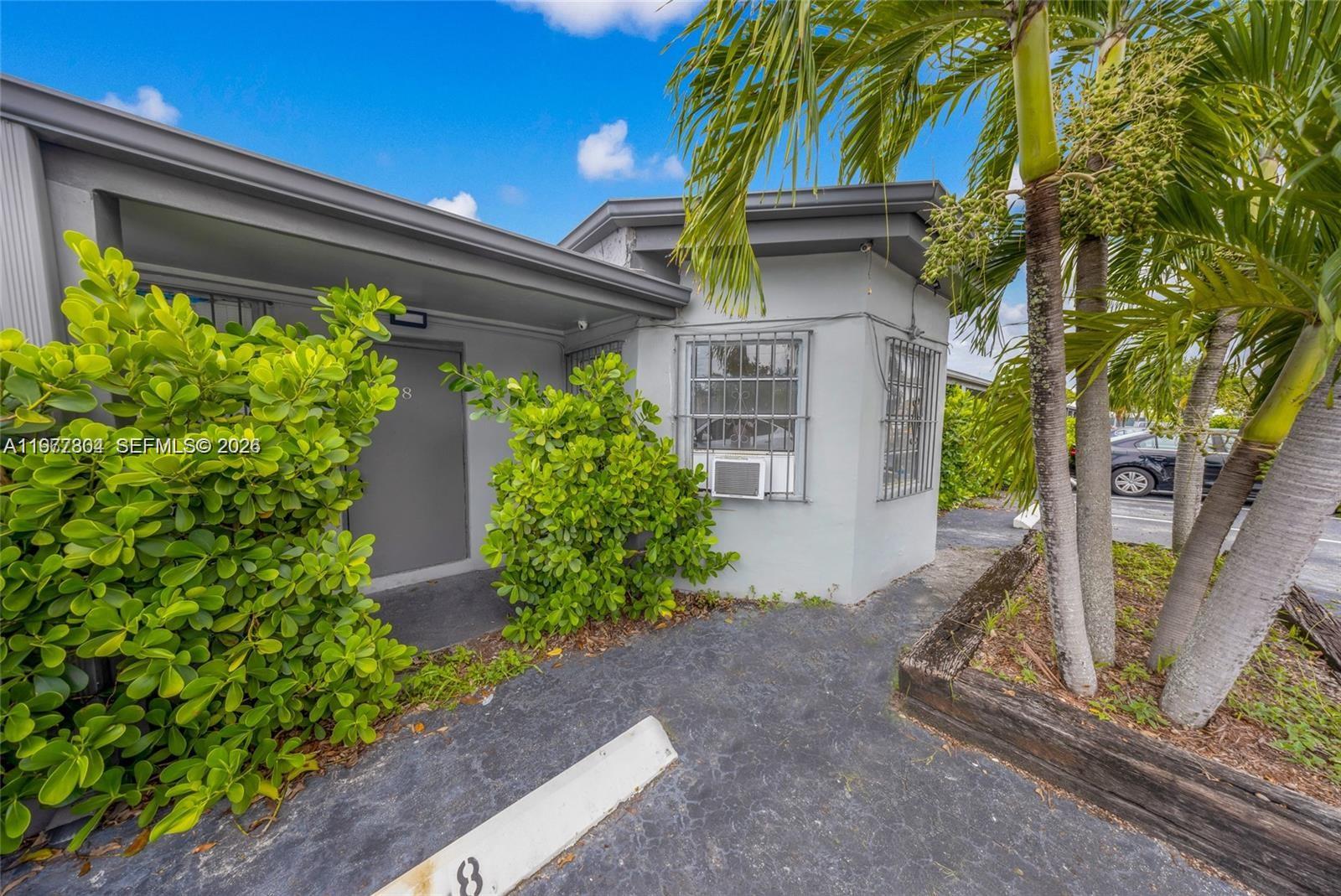 1-18  /   кв.футов $ 2026-03-05 0 Фото