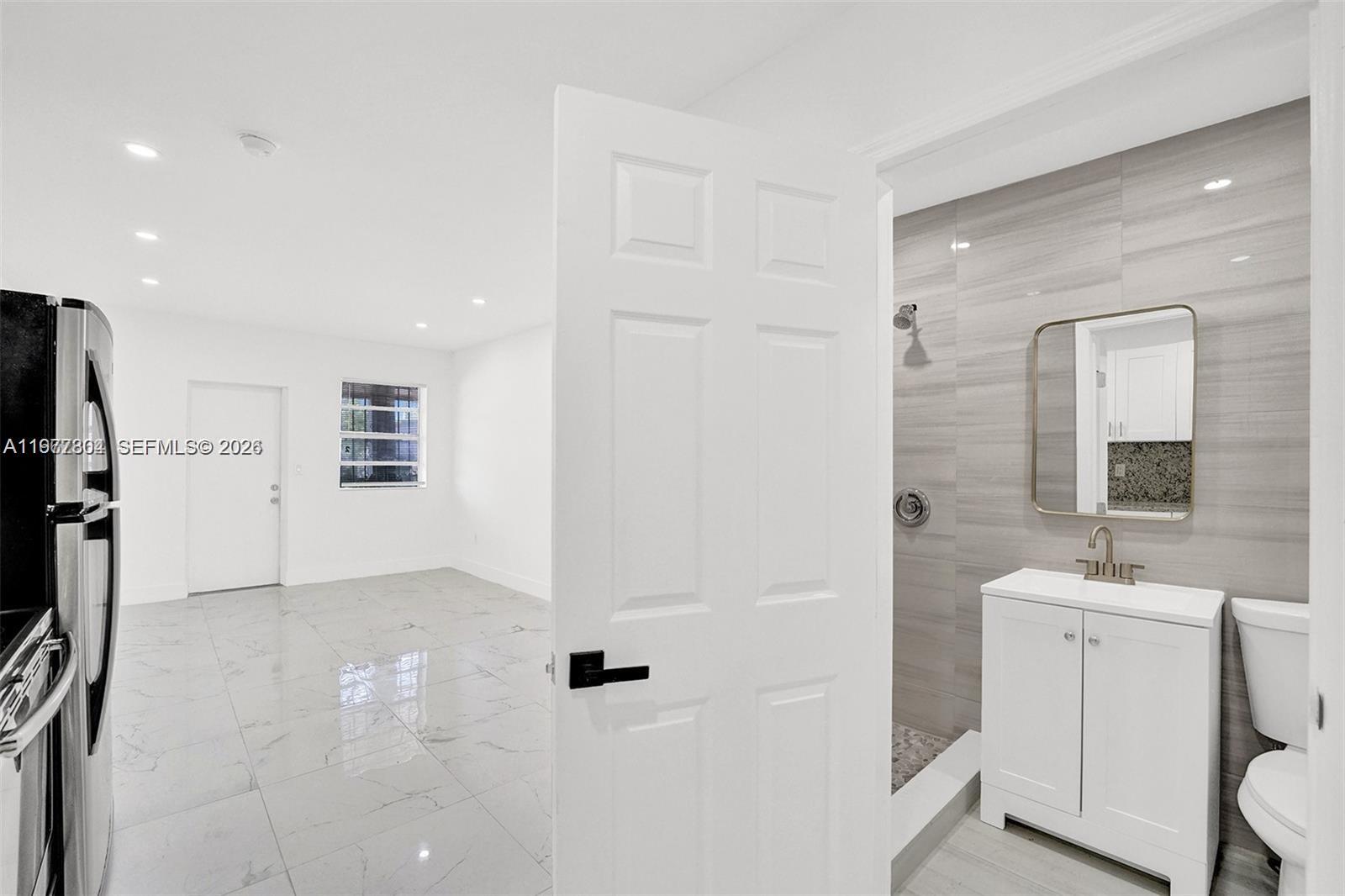 1-18  /   кв.футов $ 2026-03-05 0 Фото