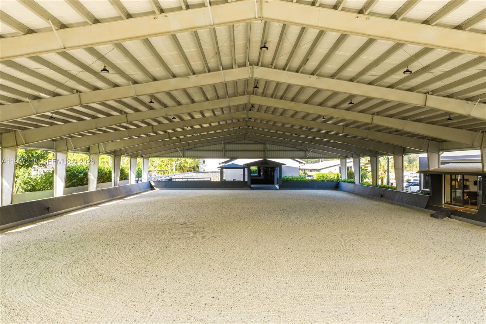   /   кв.футов $ 2026-03-05 0 Фото