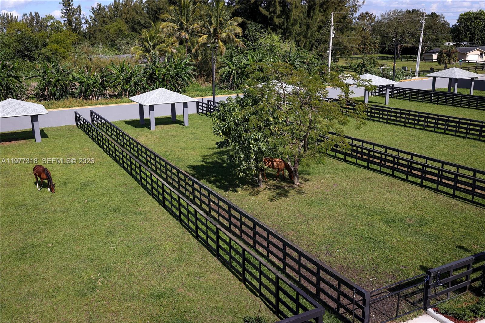   /   кв.футов $ 2026-03-05 0 Фото