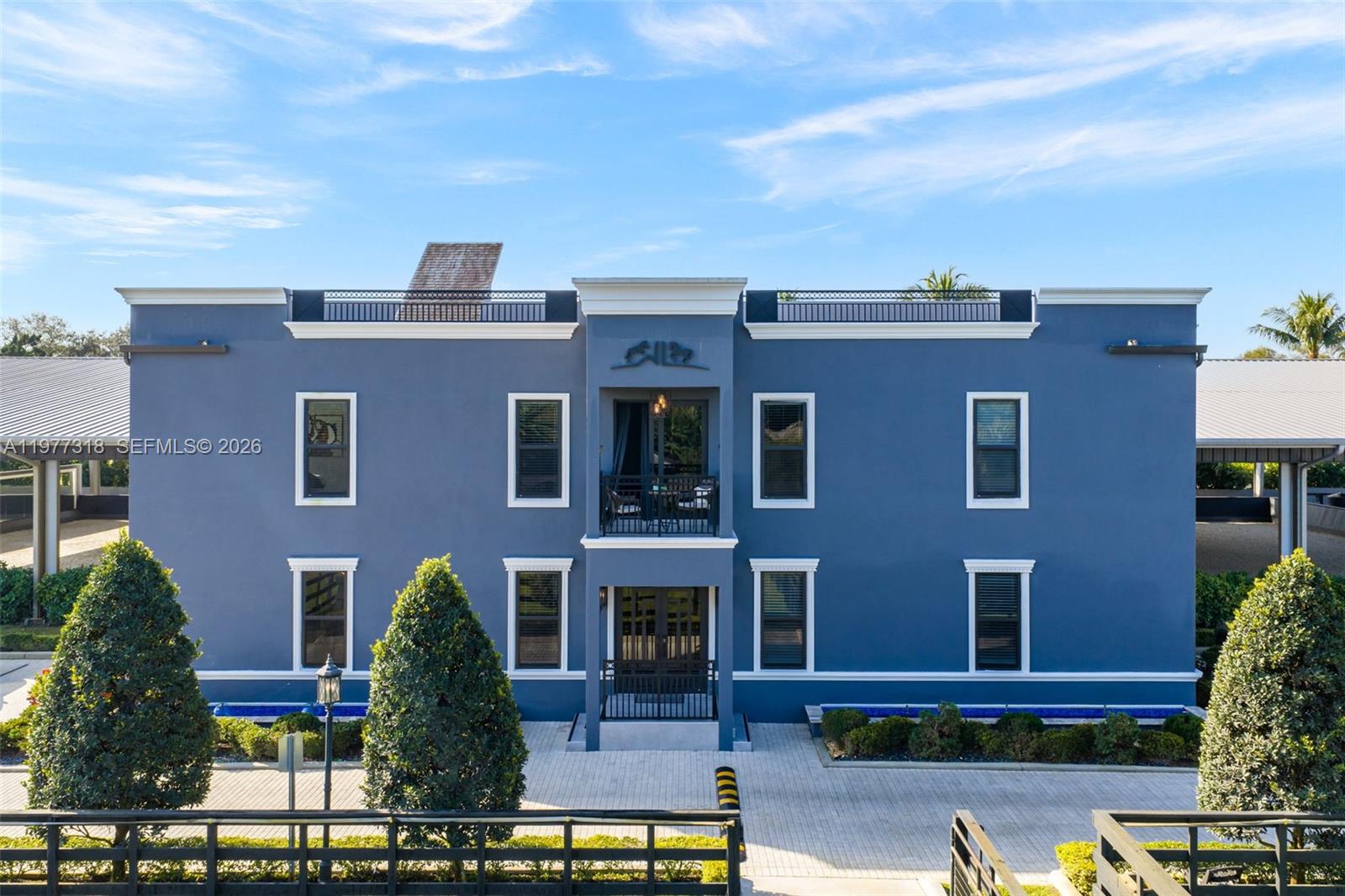   /   кв.футов $ 2026-03-05 0 Фото