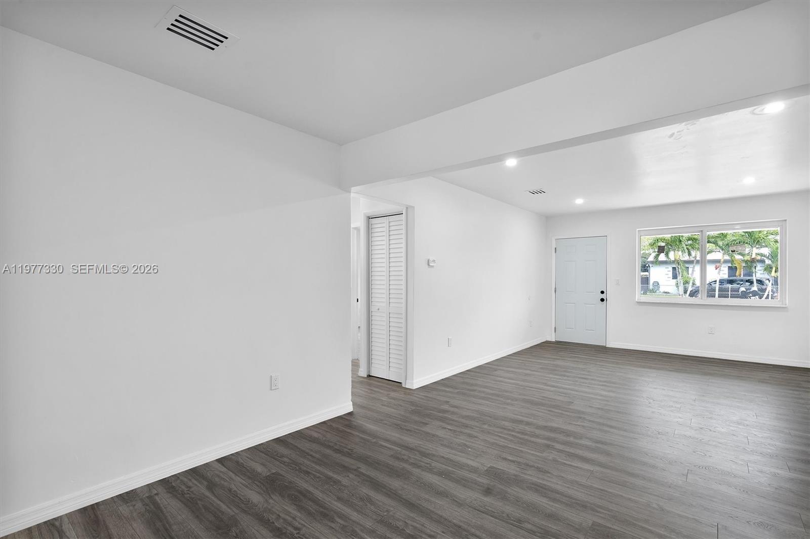   /  2355 sq. ft. $ 2026-03-05 0 foto