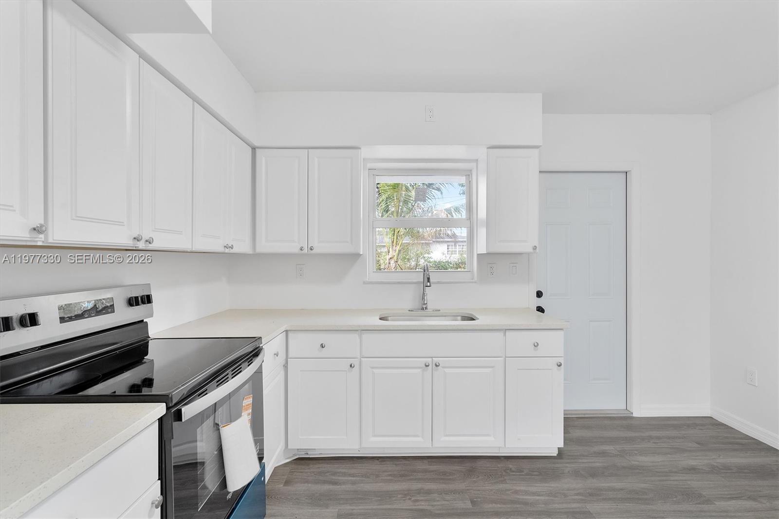   /  2355 sq. ft. $ 2026-03-05 0 foto