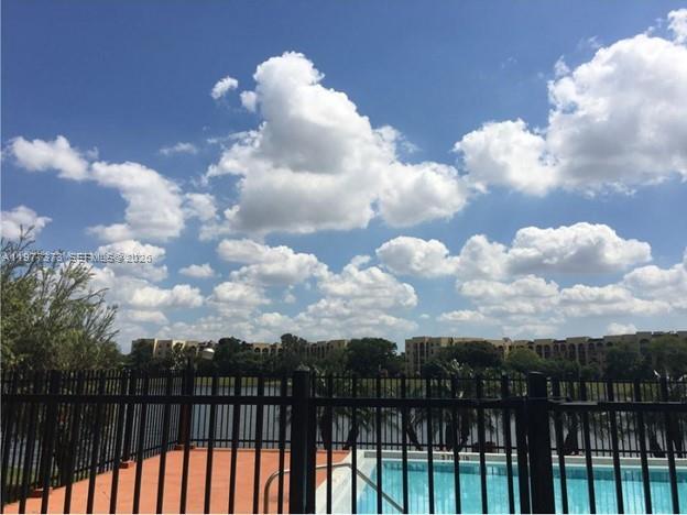 111  /   sq. ft. $ 2026-03-05 0 foto