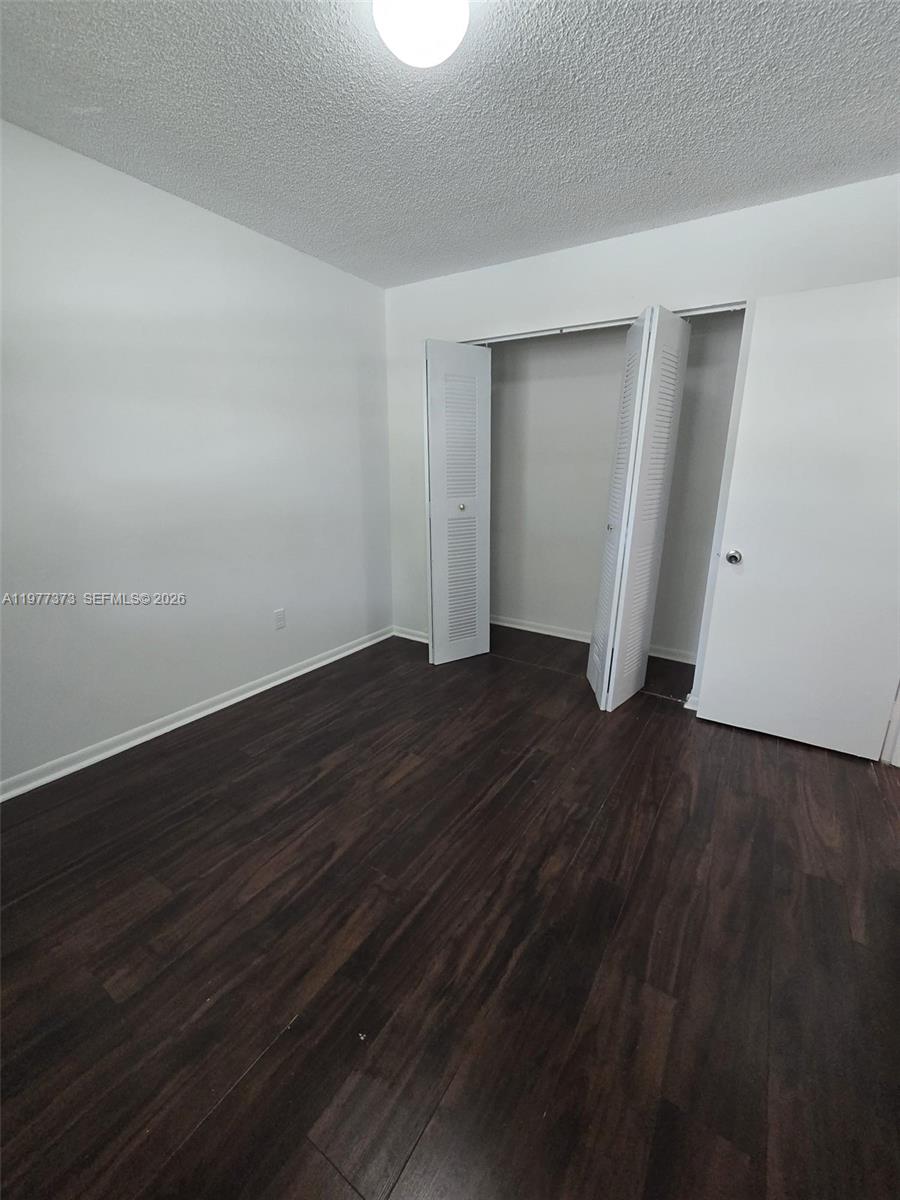 111  /   sq. ft. $ 2026-03-05 0 foto