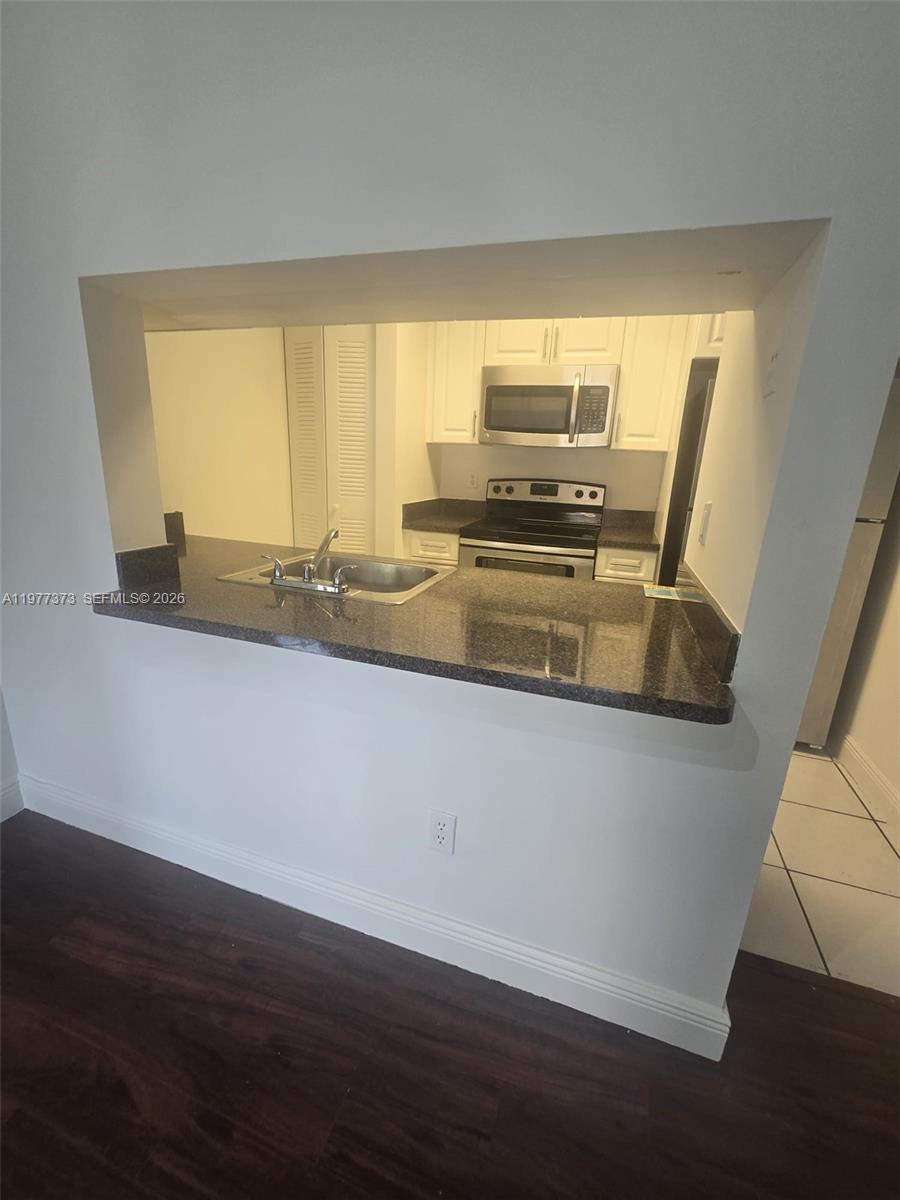 111  /   sq. ft. $ 2026-03-05 0 foto