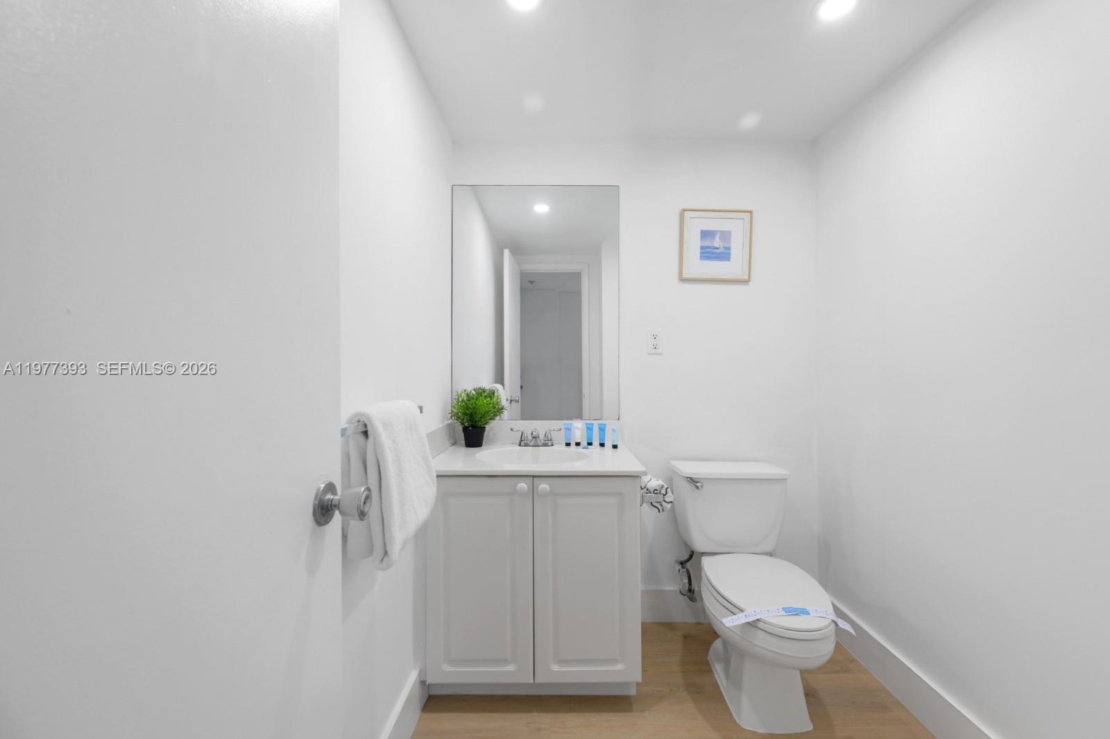 Photo of 19370 Collins Ave  #422, Sunny Isles Beach, Florida, 33160 - 